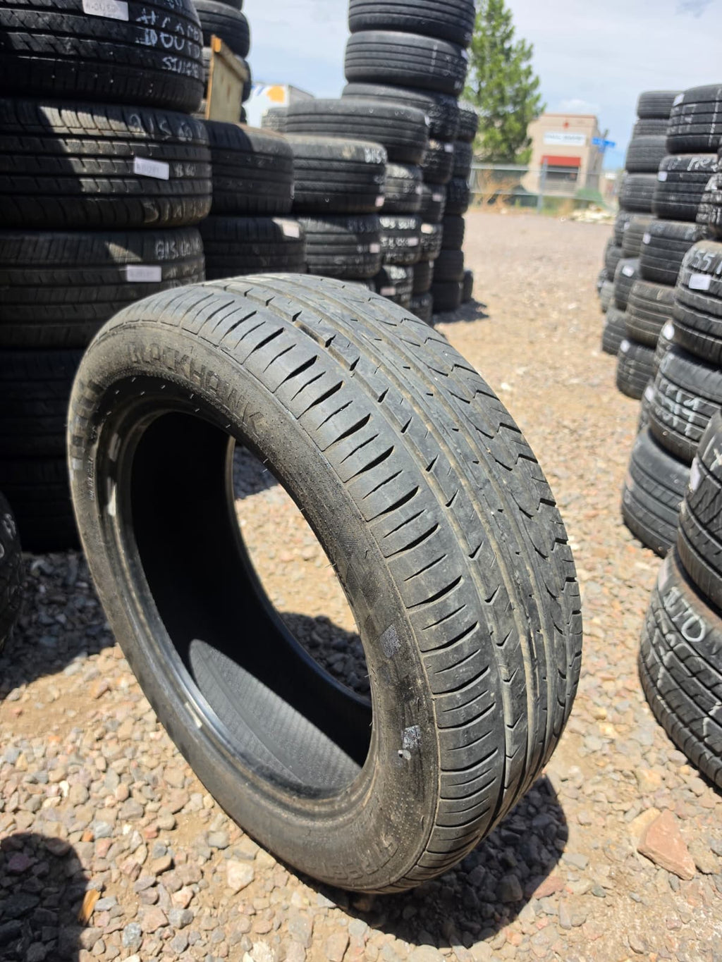 215/555R17 Single (1 Used Tire) BlackHawk Street-H