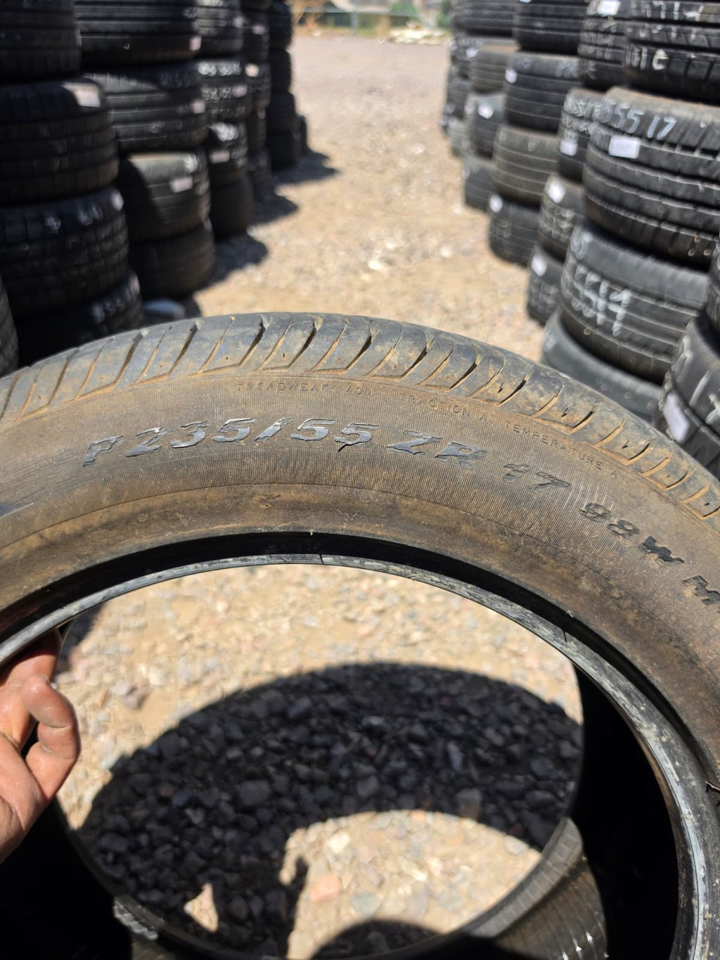 235/55ZR17 Single (1 Used Tire) Pirelli P Zero Nero