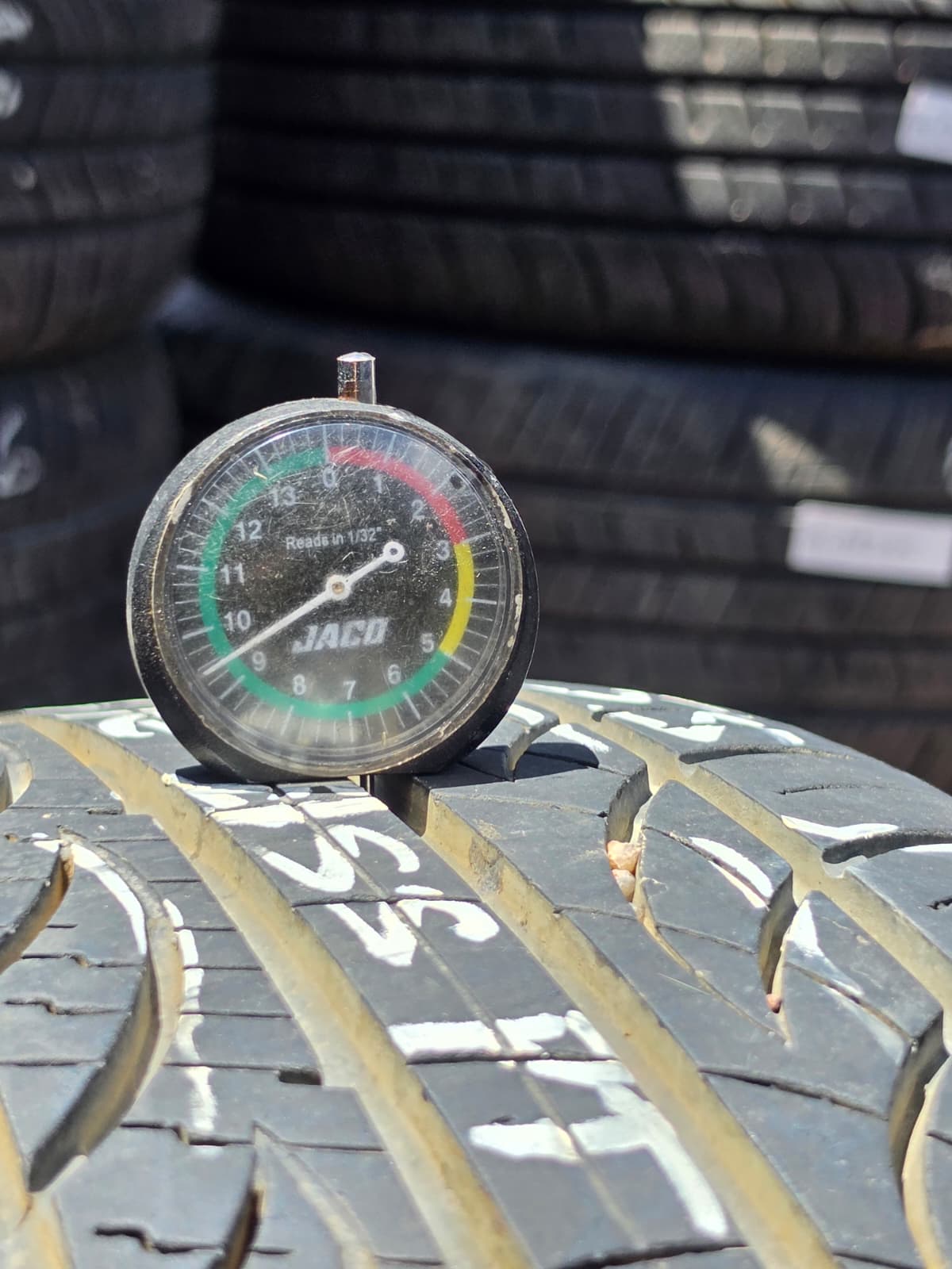 235/55ZR17 Single (1 Used Tire) Pirelli P Zero Nero