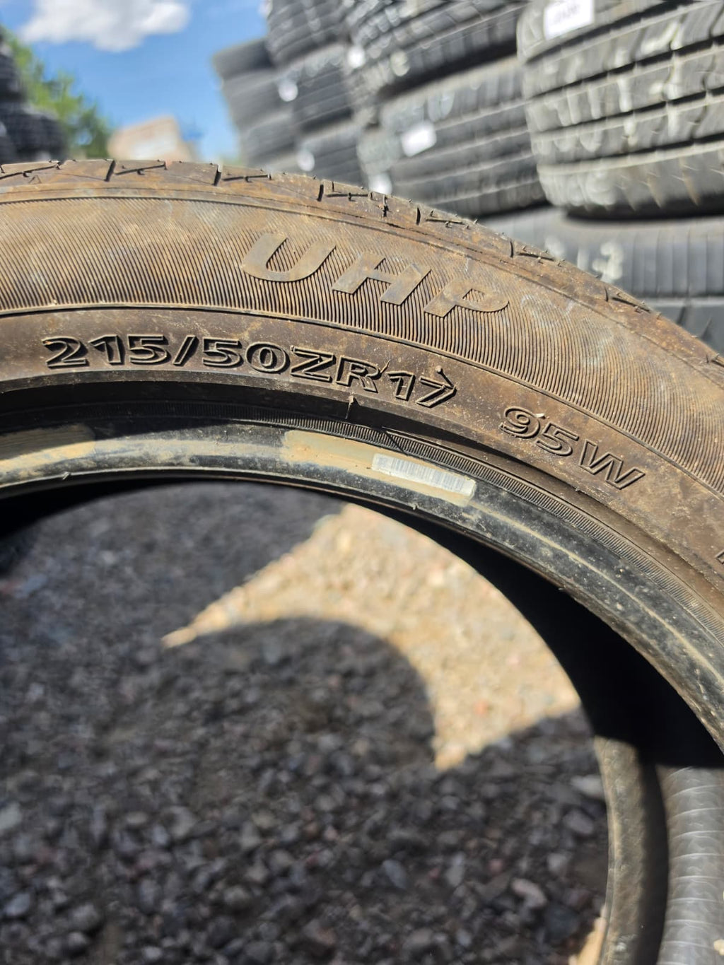 215/50R17 Single (1 Used Tire) Sentury UHP