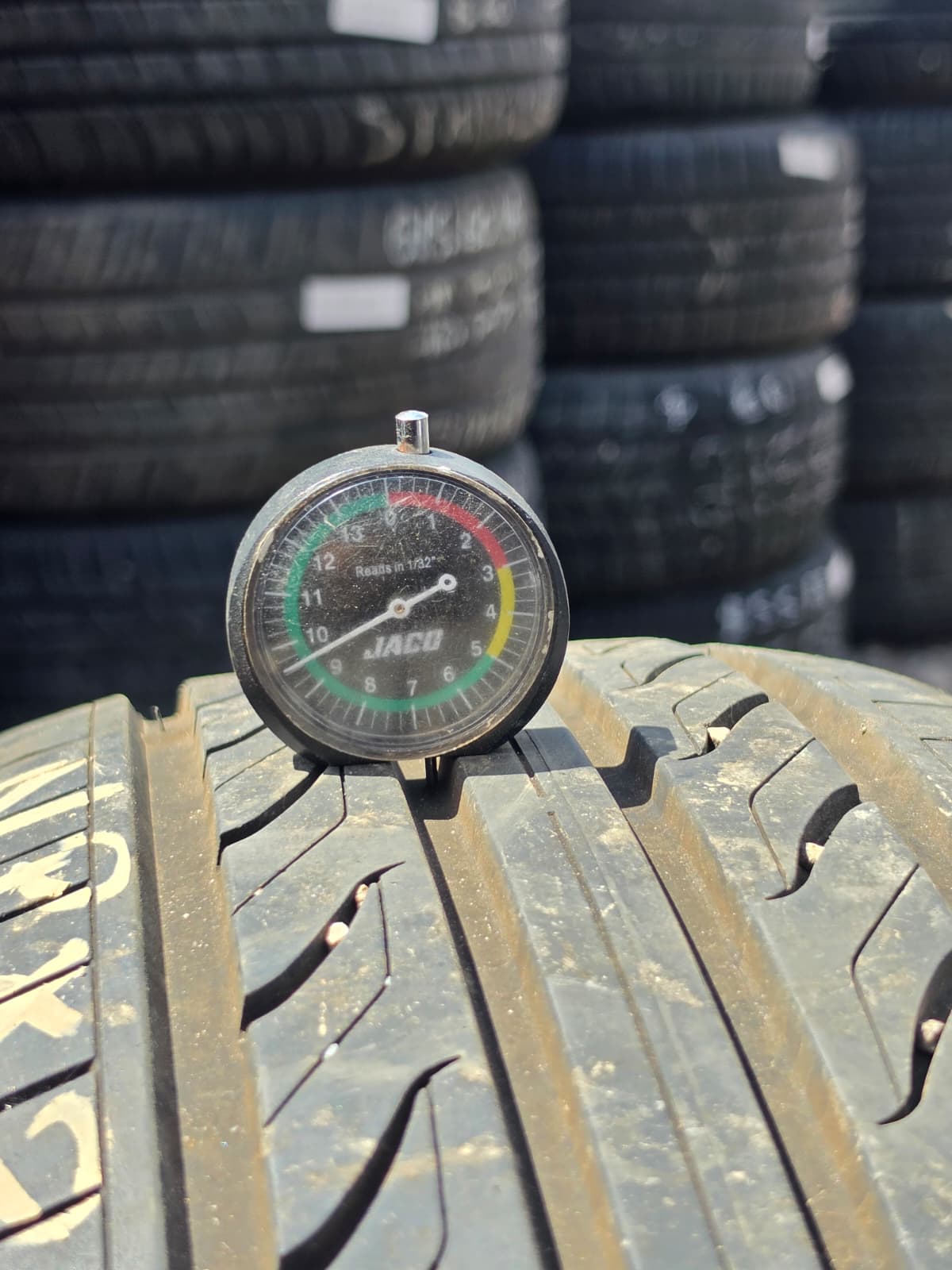 215/50R17 Single (1 Used Tire) Sentury UHP