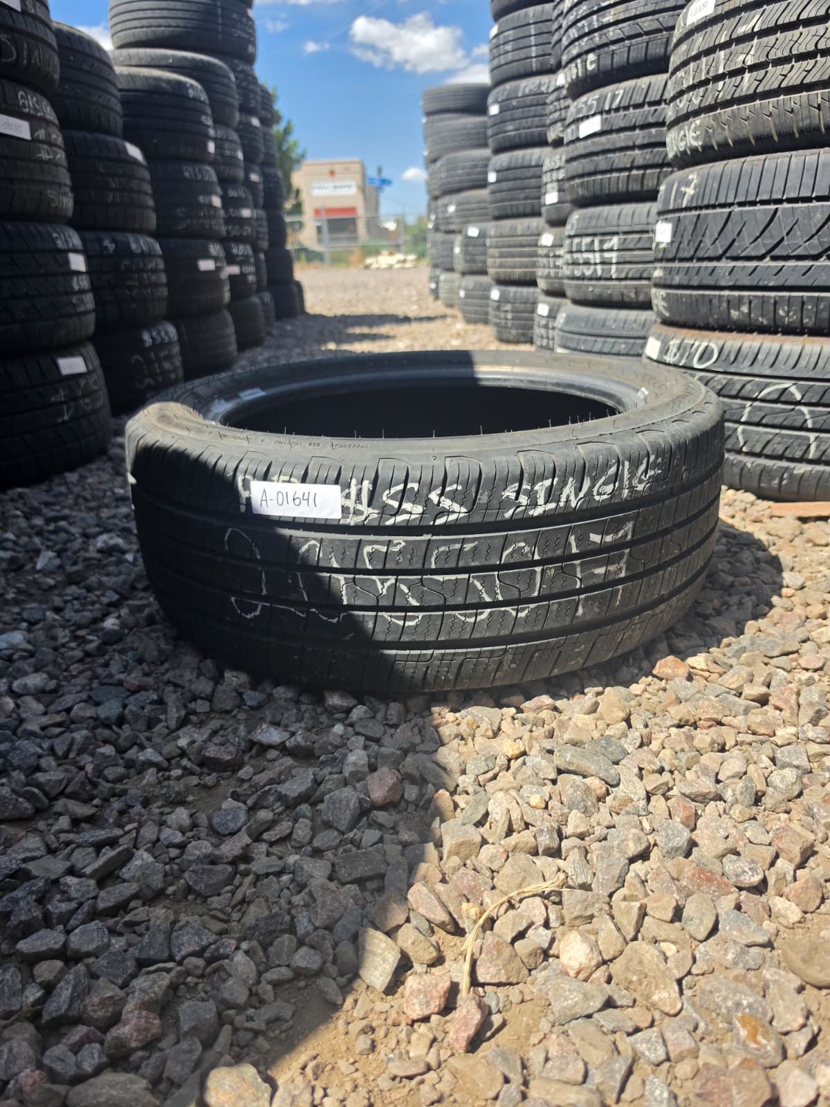 205/50R17 Single (1 Used Tire) Dean Tires Road Control 2