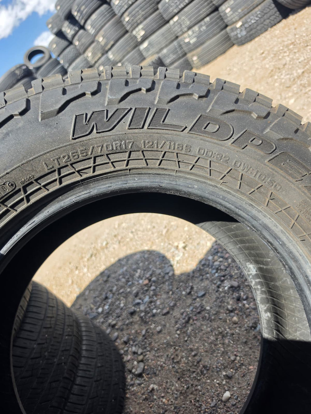 LT265/70R17 Single (1 Used tire) Falken Wild Peak AT3