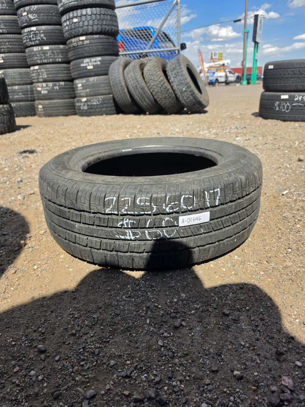 225/60R17 Single (1 Used Tire) Goodyear Reliant