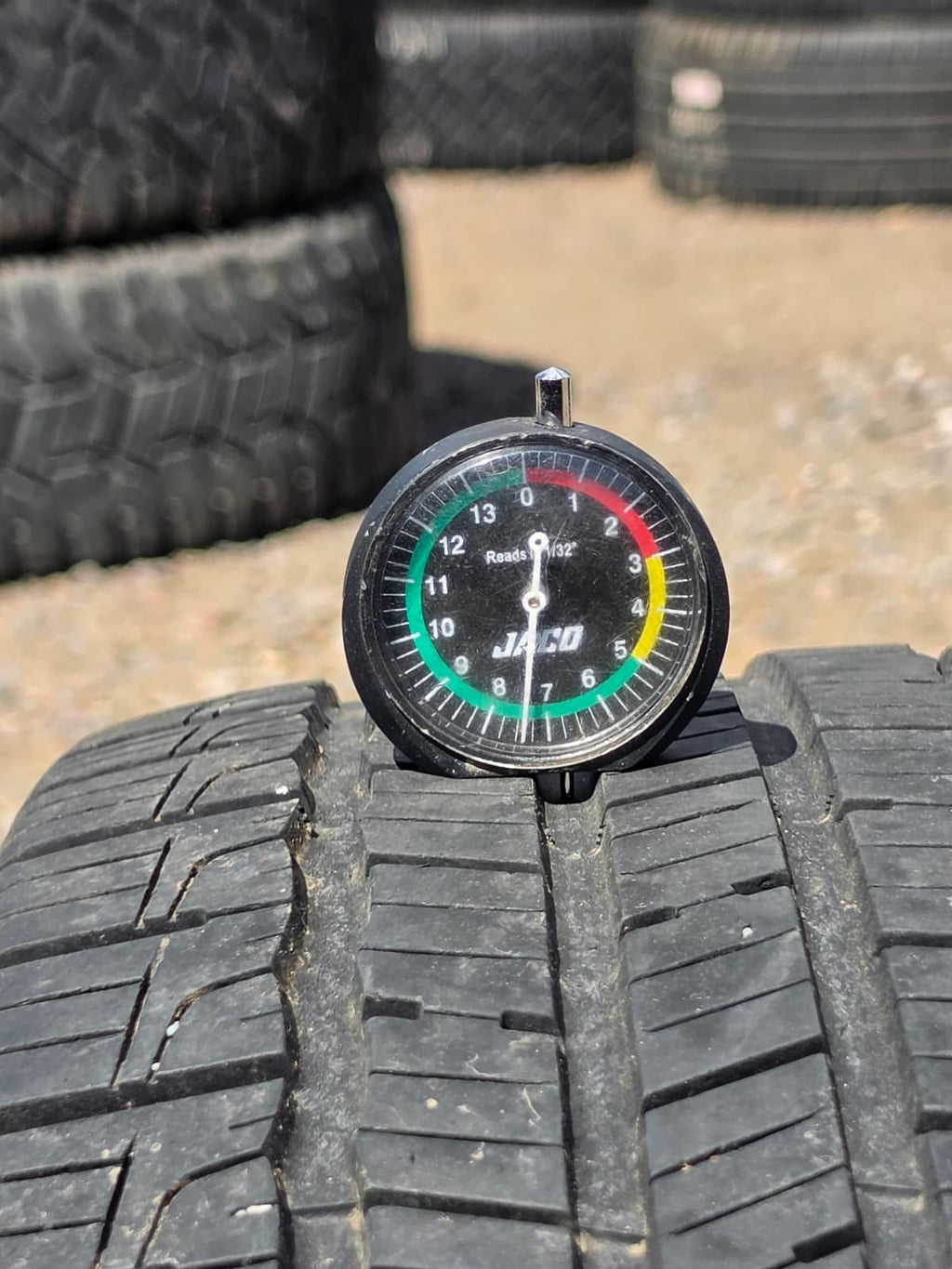 225/60R17 Single (1 Used Tire) Goodyear Reliant