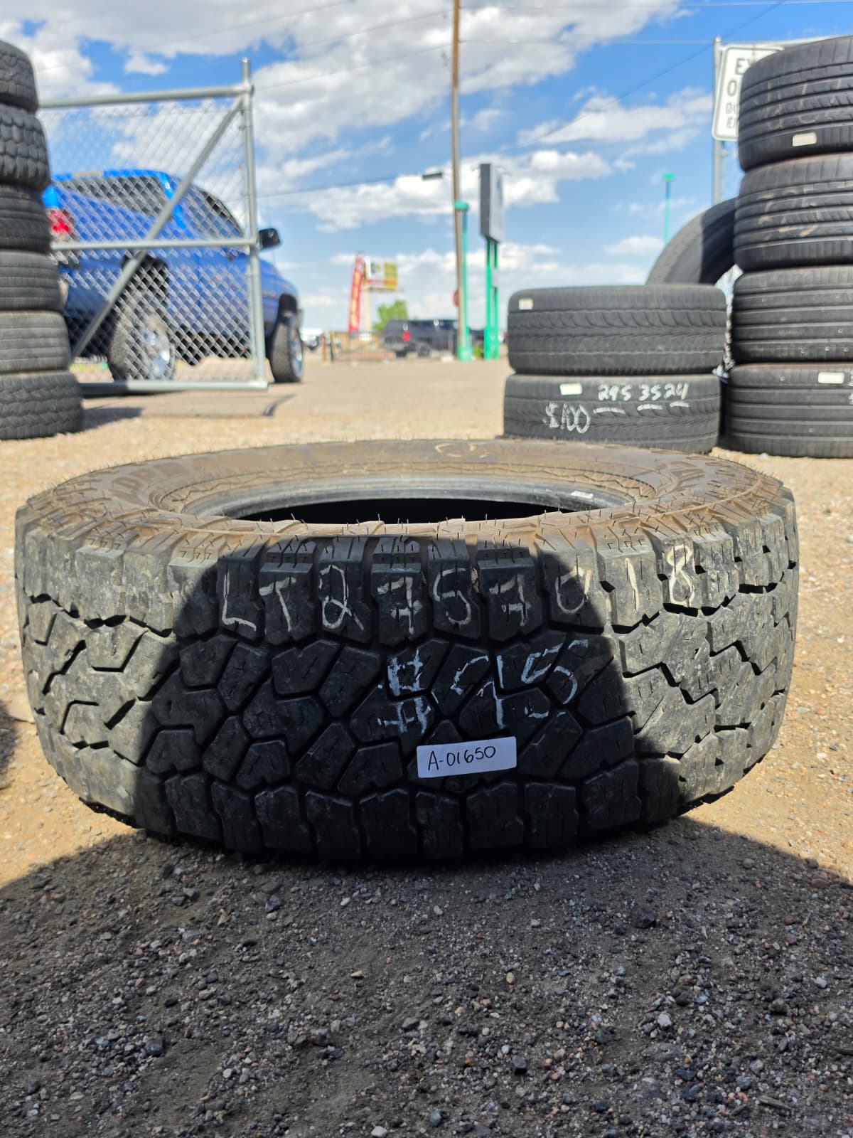 LT275/70R18  Single (1 Used Tire) Falken Wild Peak