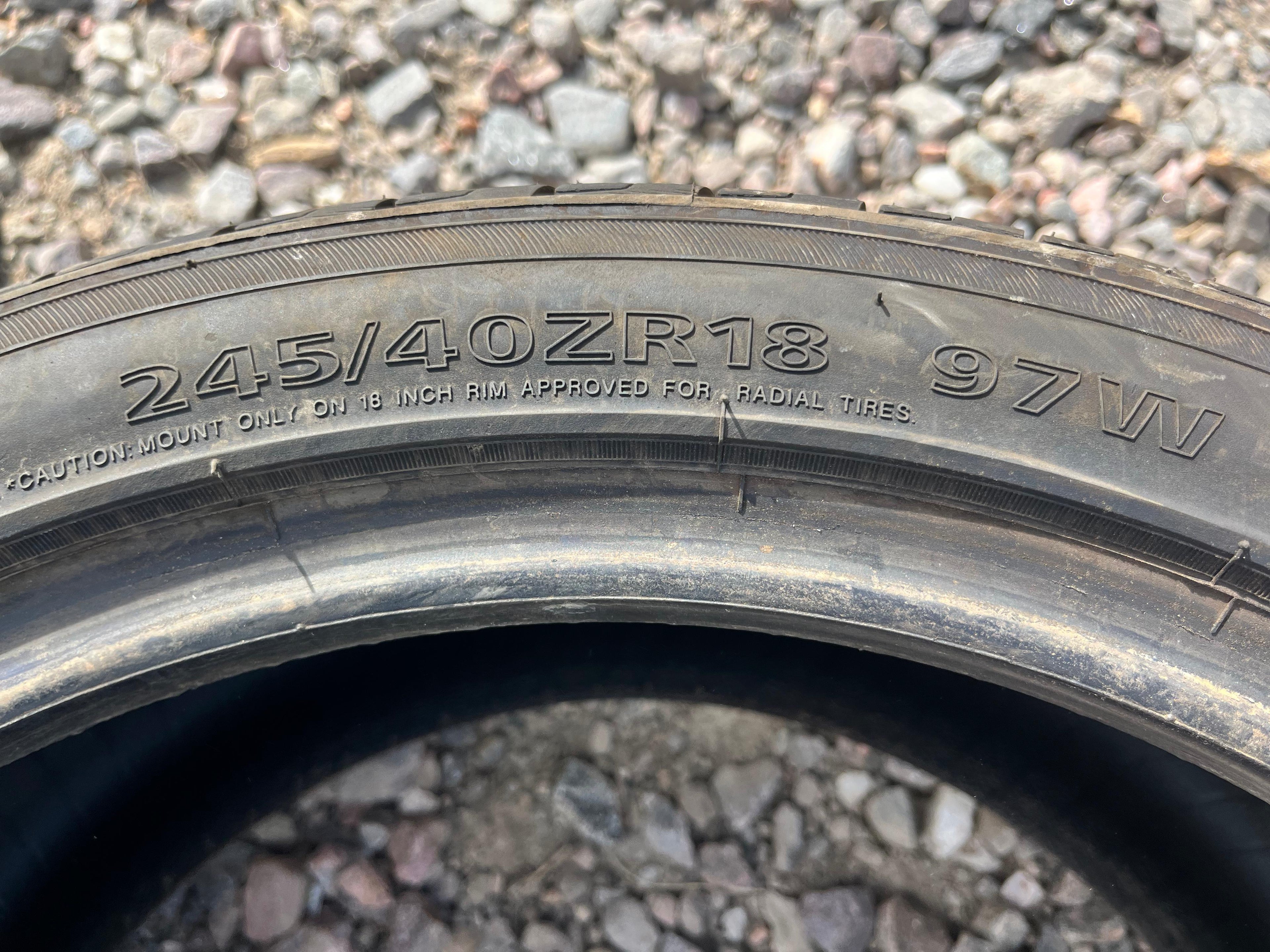 245/45ZR18 Single (1 Used Tire) Sentury UHPT