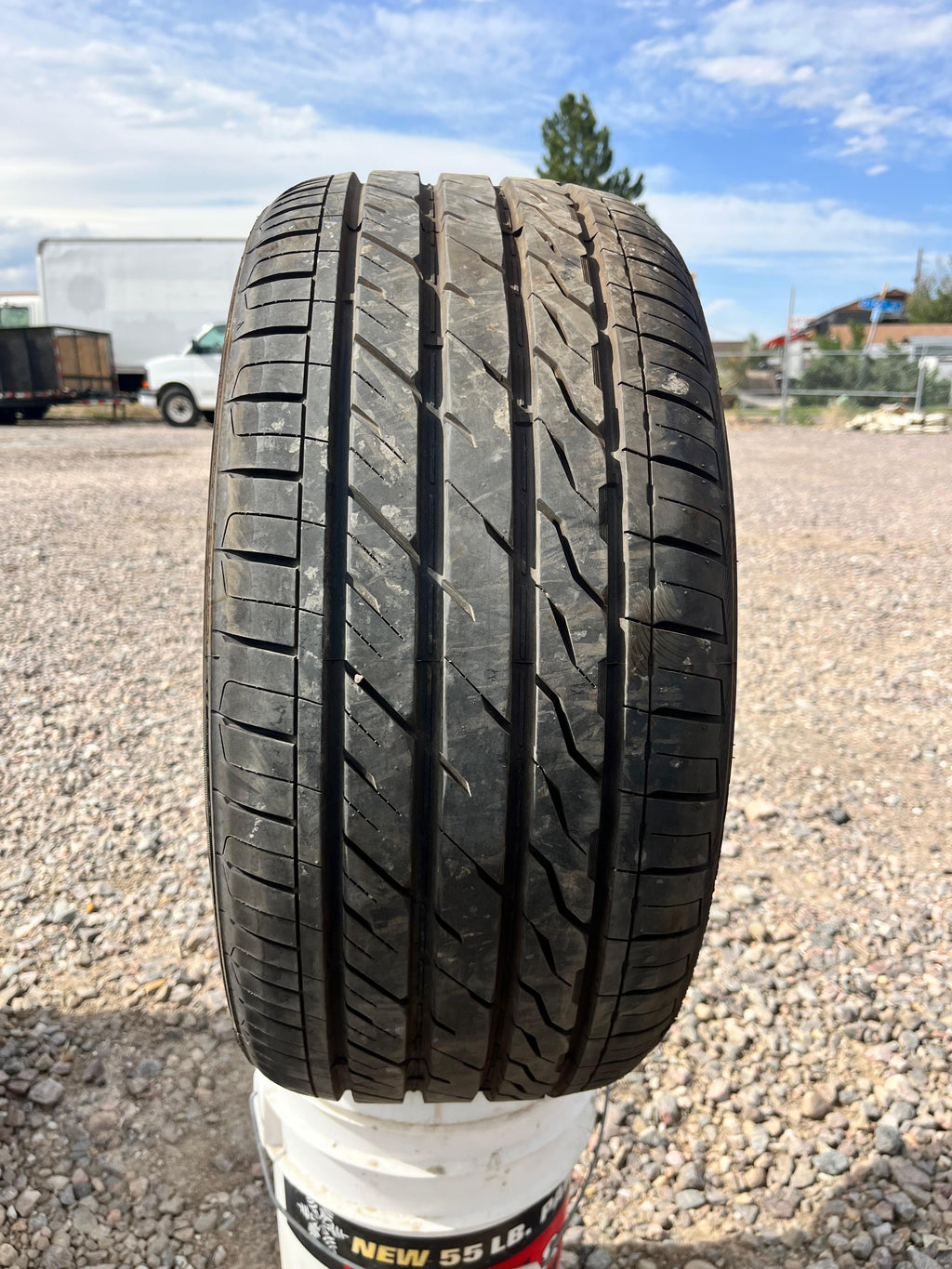 245/45ZR18 Single (1 Used Tire) Sentury UHPT