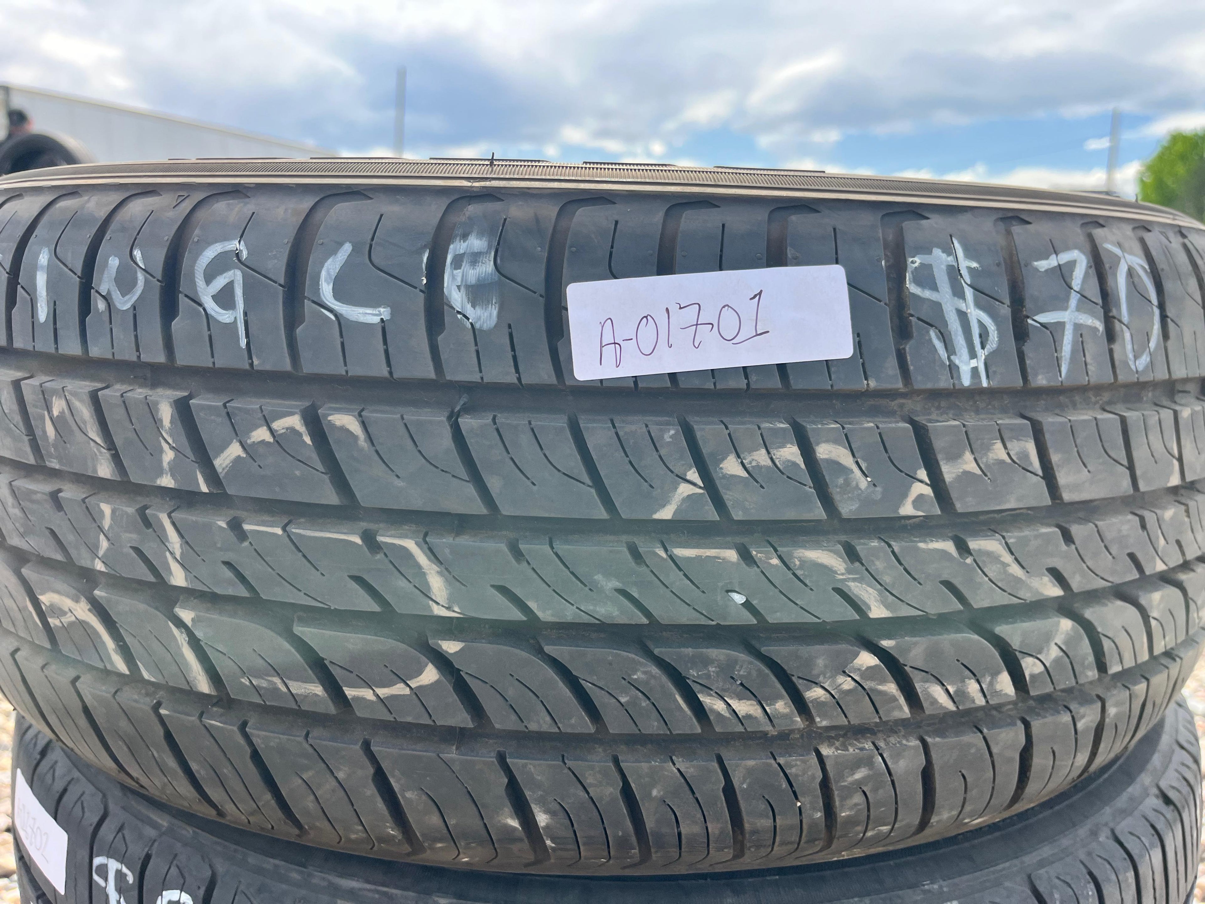 P215/45R18 Single (1 Used Tire) Radar Dimax AS-18