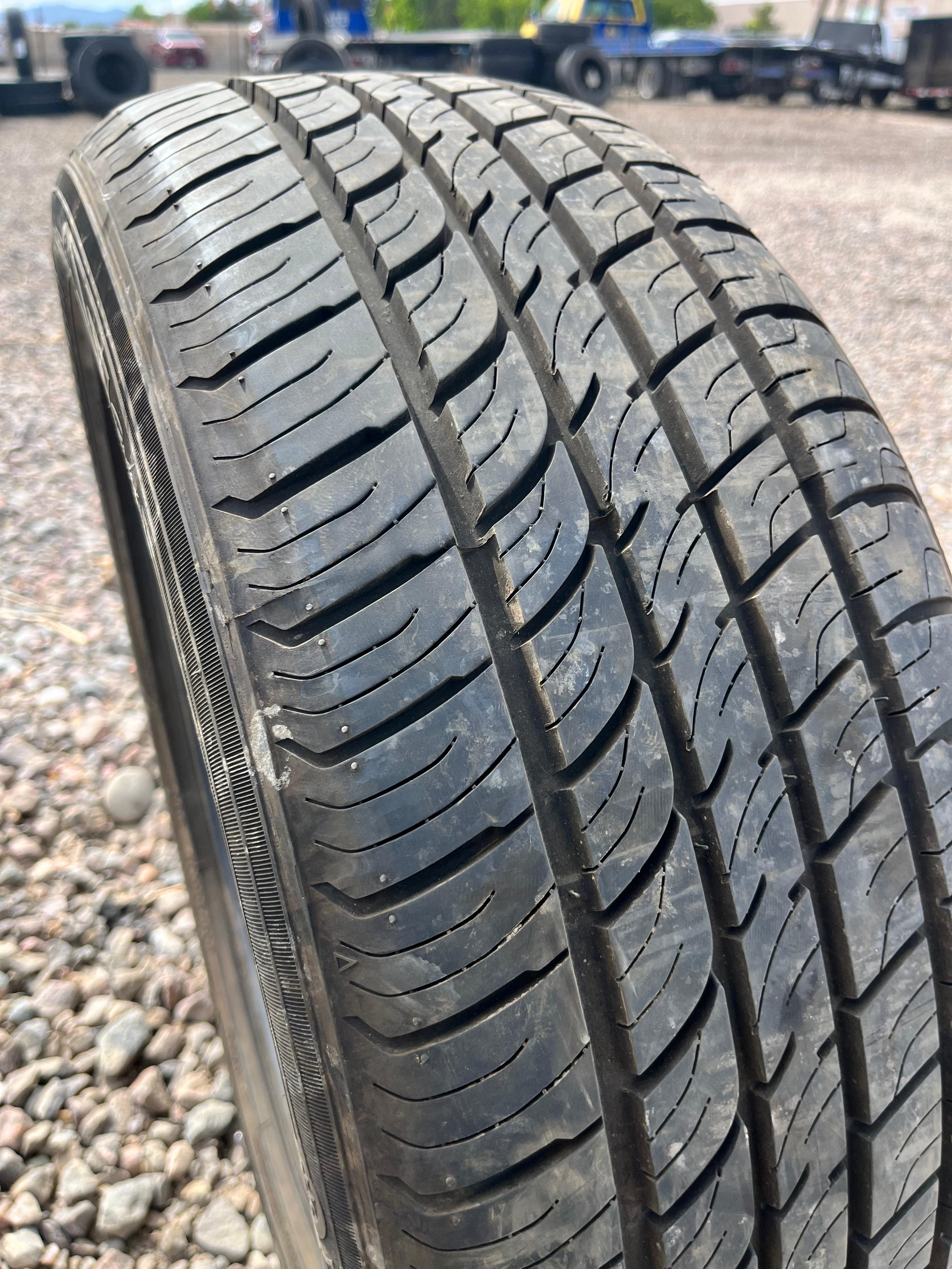 P215/45R18 Single (1 Used Tire) Radar Dimax AS-18