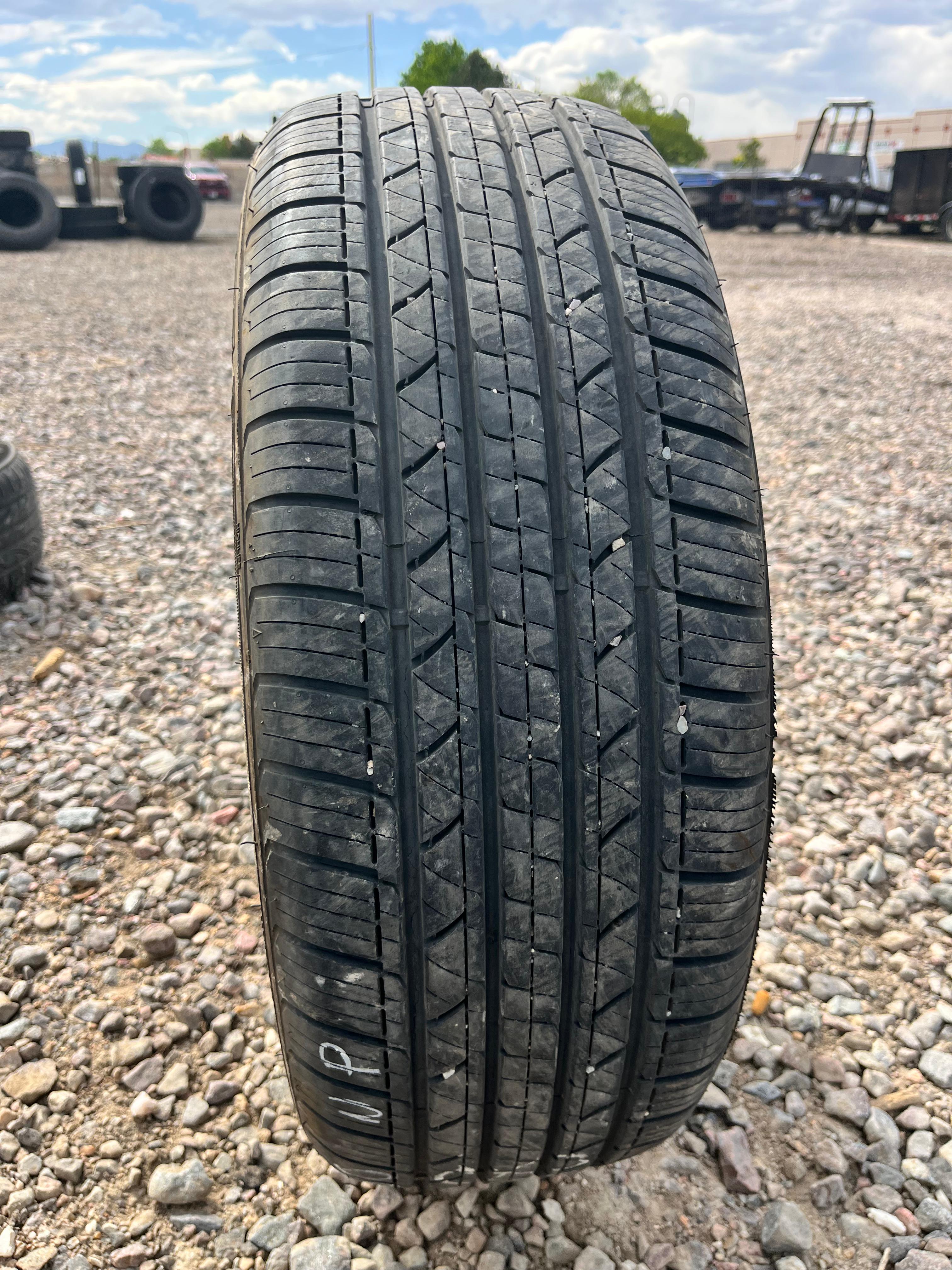 215/55R18 Single (1 Used Tire) Milestar MS 932 Sport