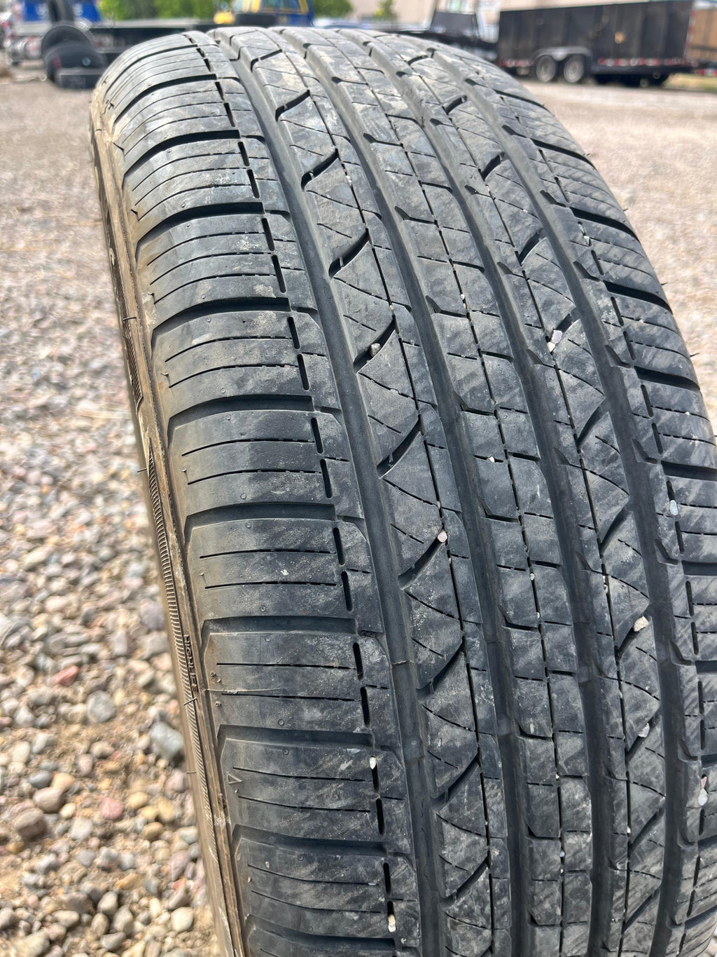 215/55R18 Single (1 Used Tire) Milestar MS 932 Sport