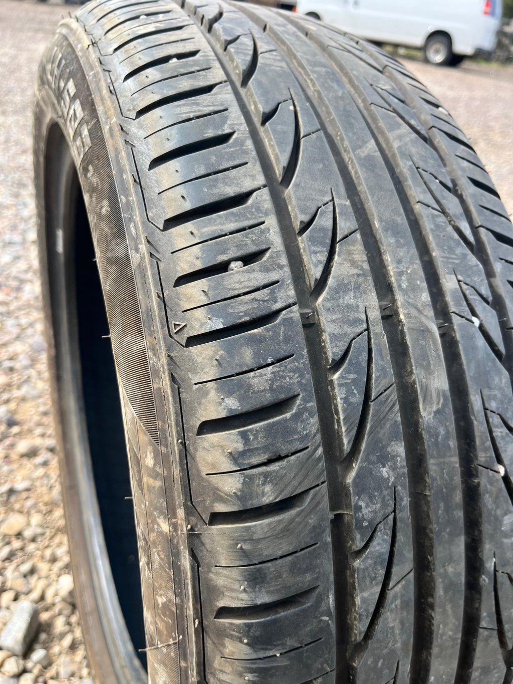 215/55R18 Single (1 Used Tire) LionHart LH-503