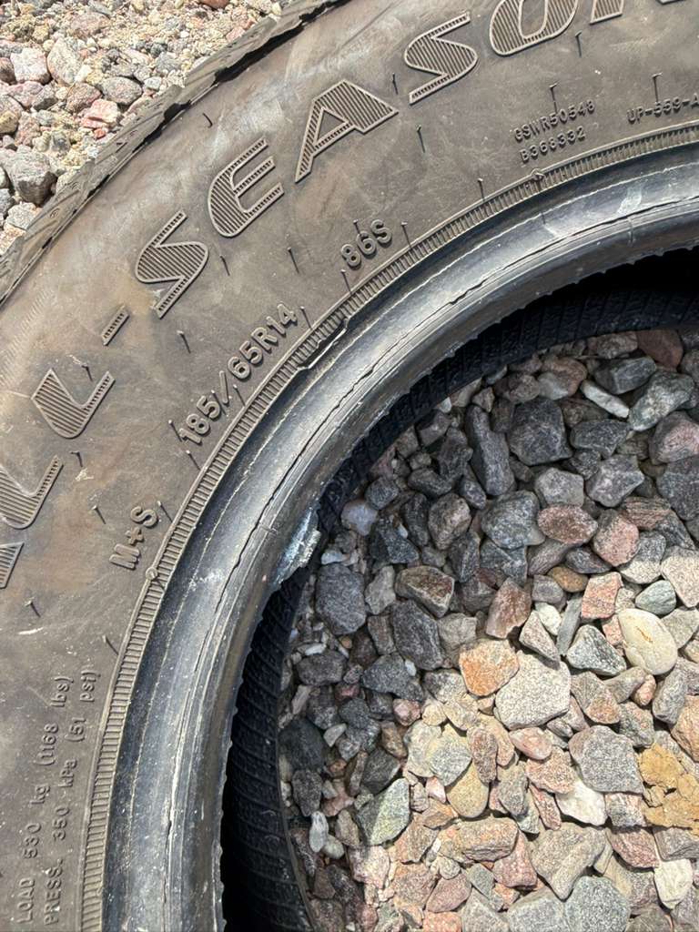 185/65R14 Single (1 Used Tire) Douglas Touring