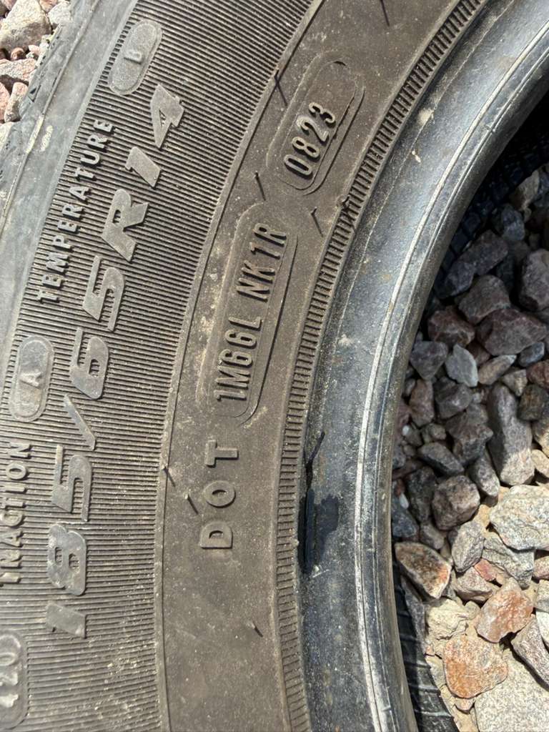 185/65R14 Single (1 Used Tire) Douglas Touring