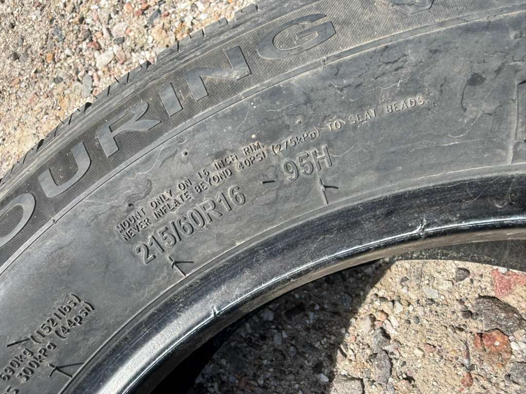 215/60R16 Single (1 Used Tire) GT Radial Touring VP plus