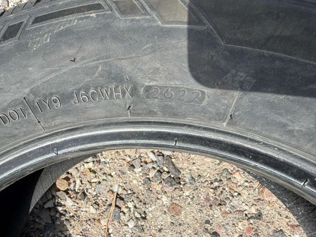 215/60R16 Single (1 Used Tire) GT Radial Touring VP plus