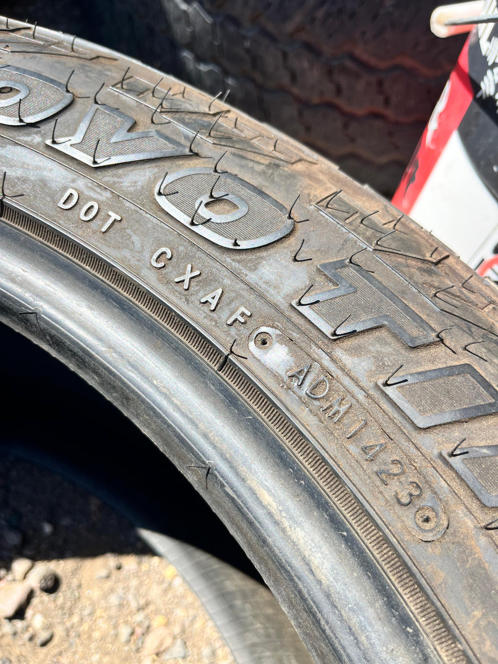 305/45R22 Single (1 Used Tire) Toyo Tires Open Country