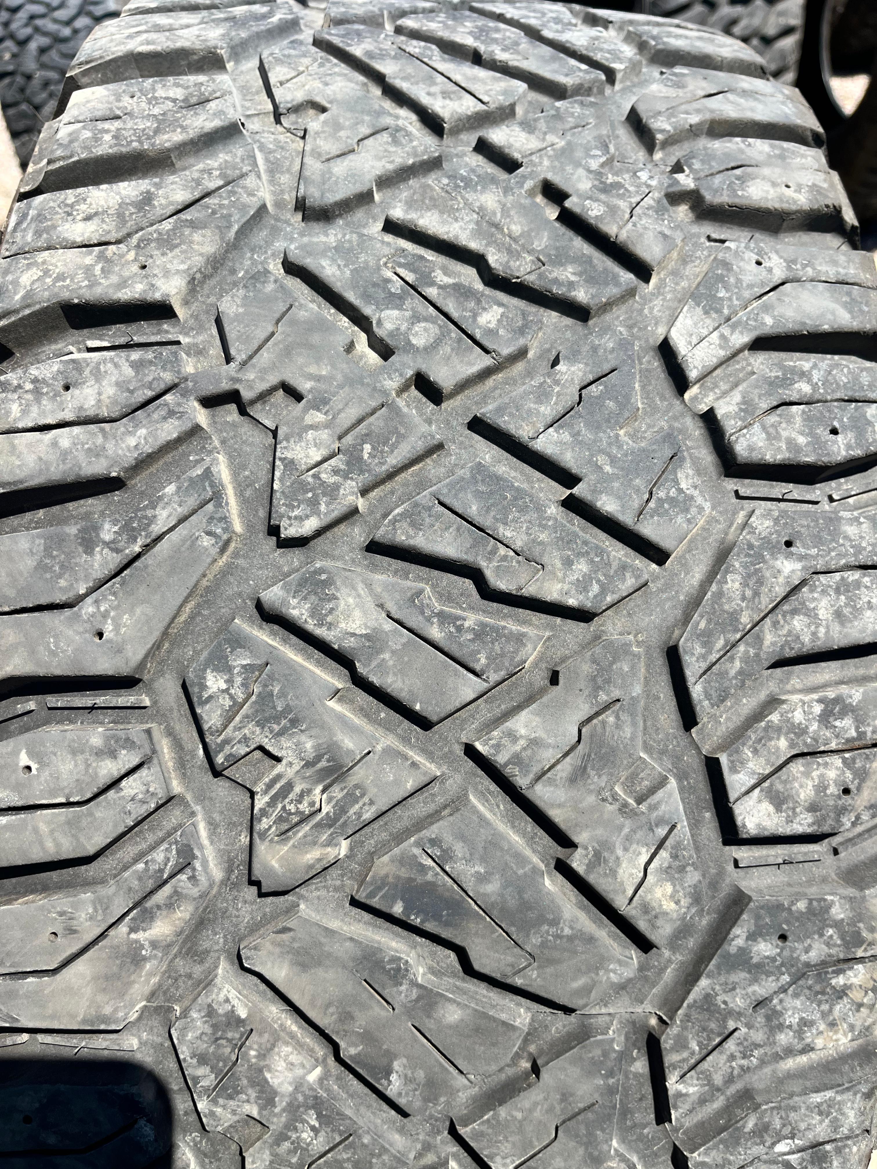 LT33x12.50R18 Single (1 Used Tire) Sailun Terramax RT