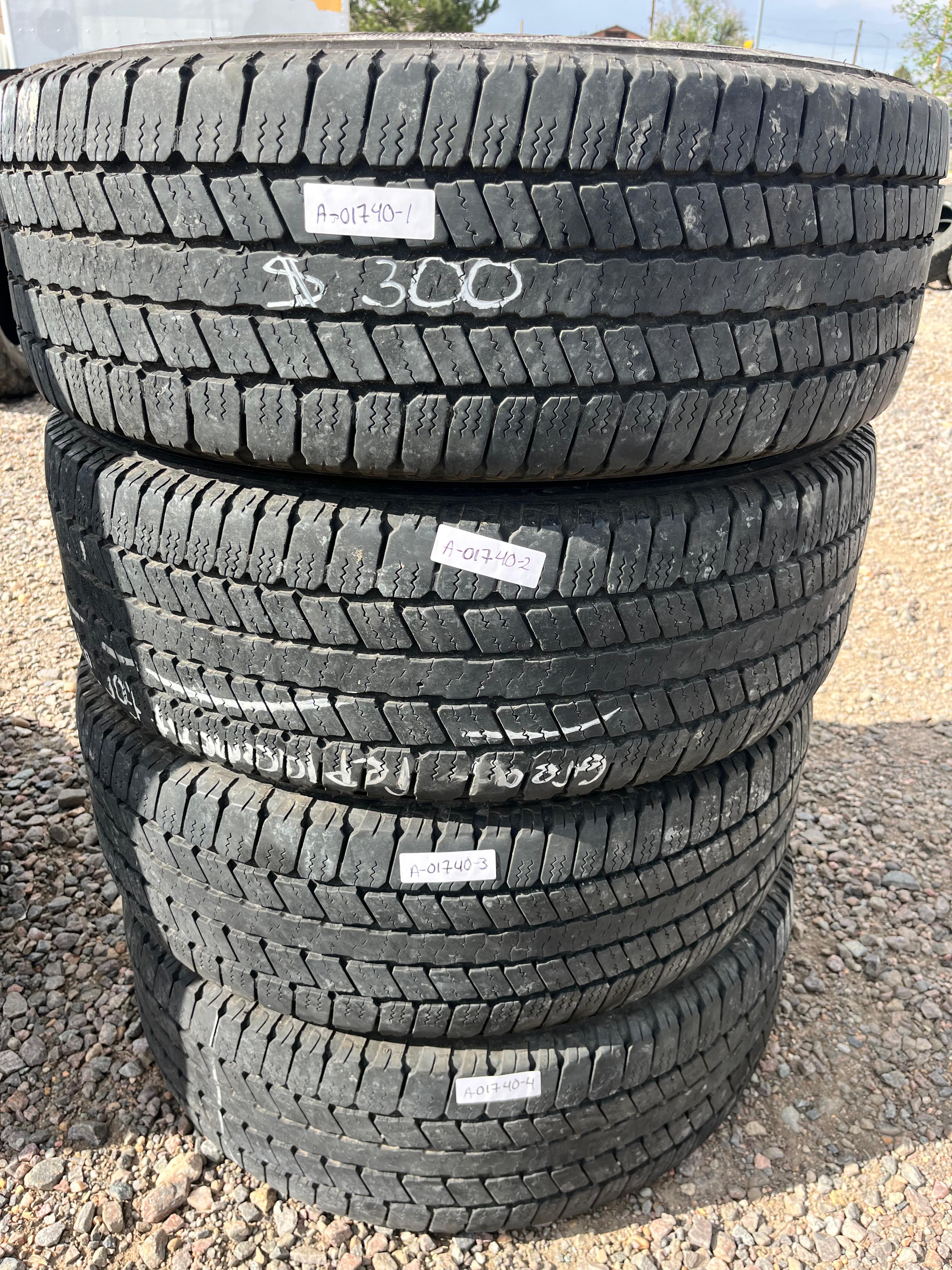 LT265/60R20 Set (4 Used Tires) Goodyear Wrangler SR-A