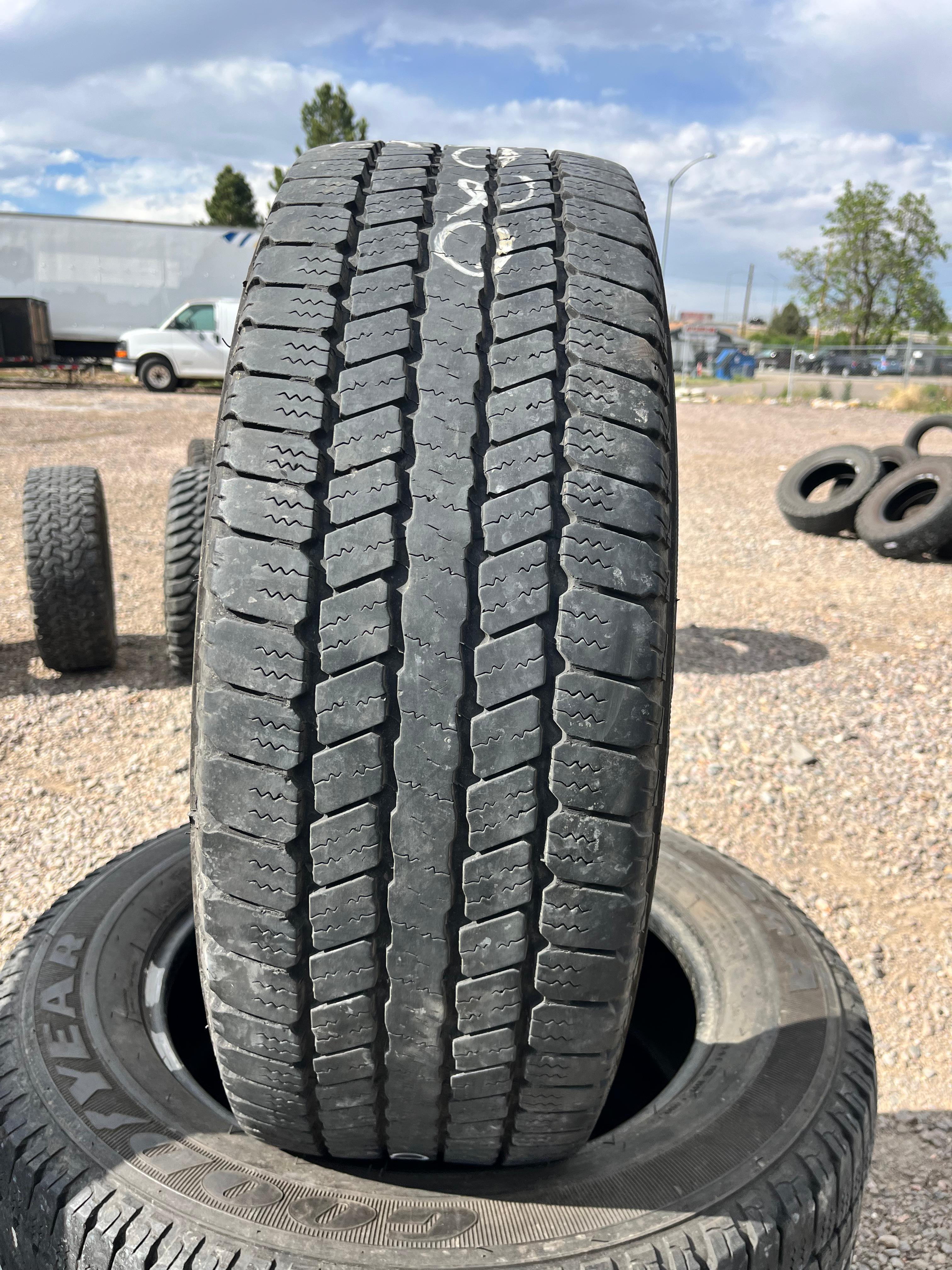 LT265/60R20 Set (4 Used Tires) Goodyear Wrangler SR-A