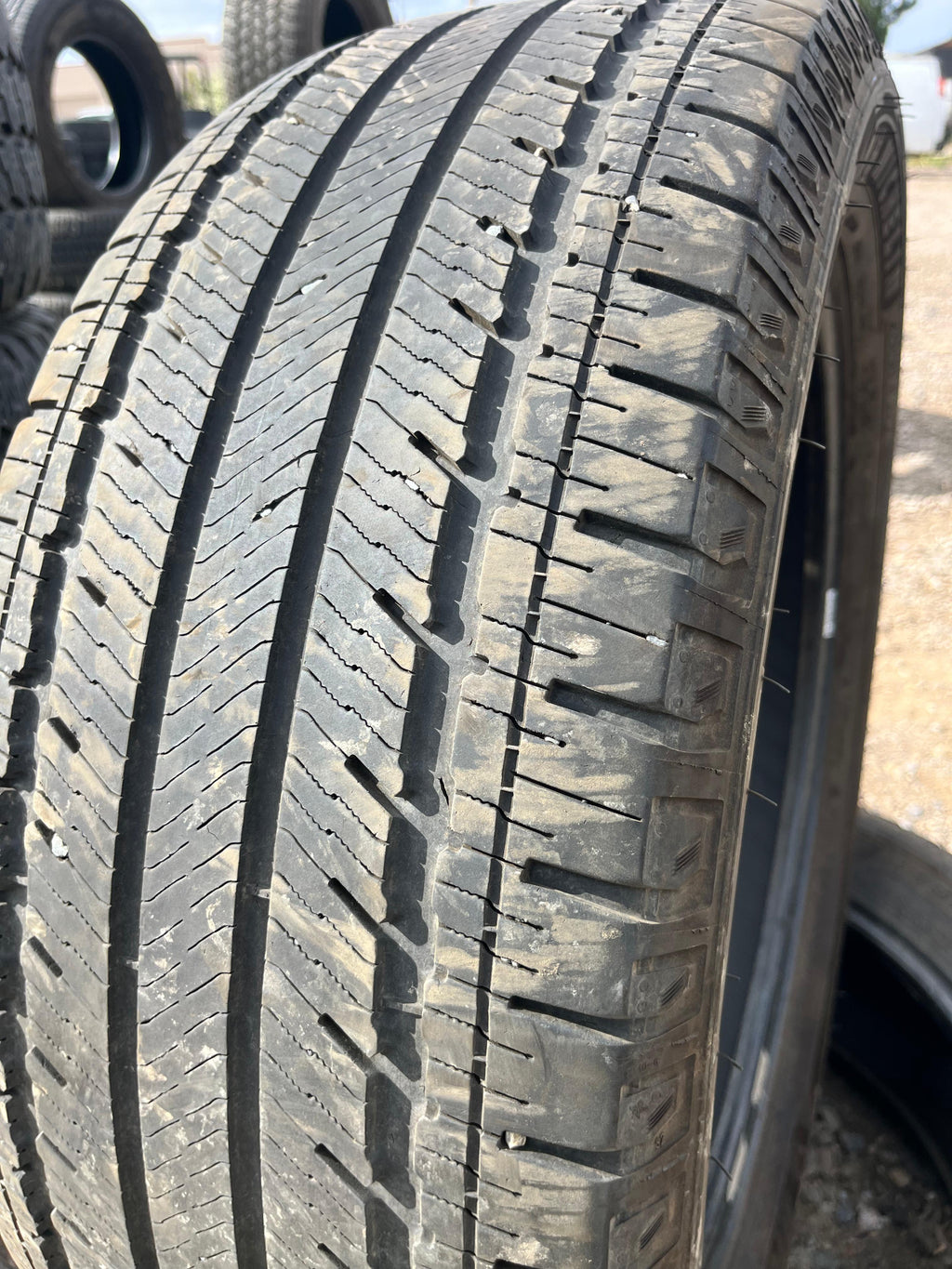 LT275/50R22 Pair (2 Used Tires) Michelin Primacy LTX