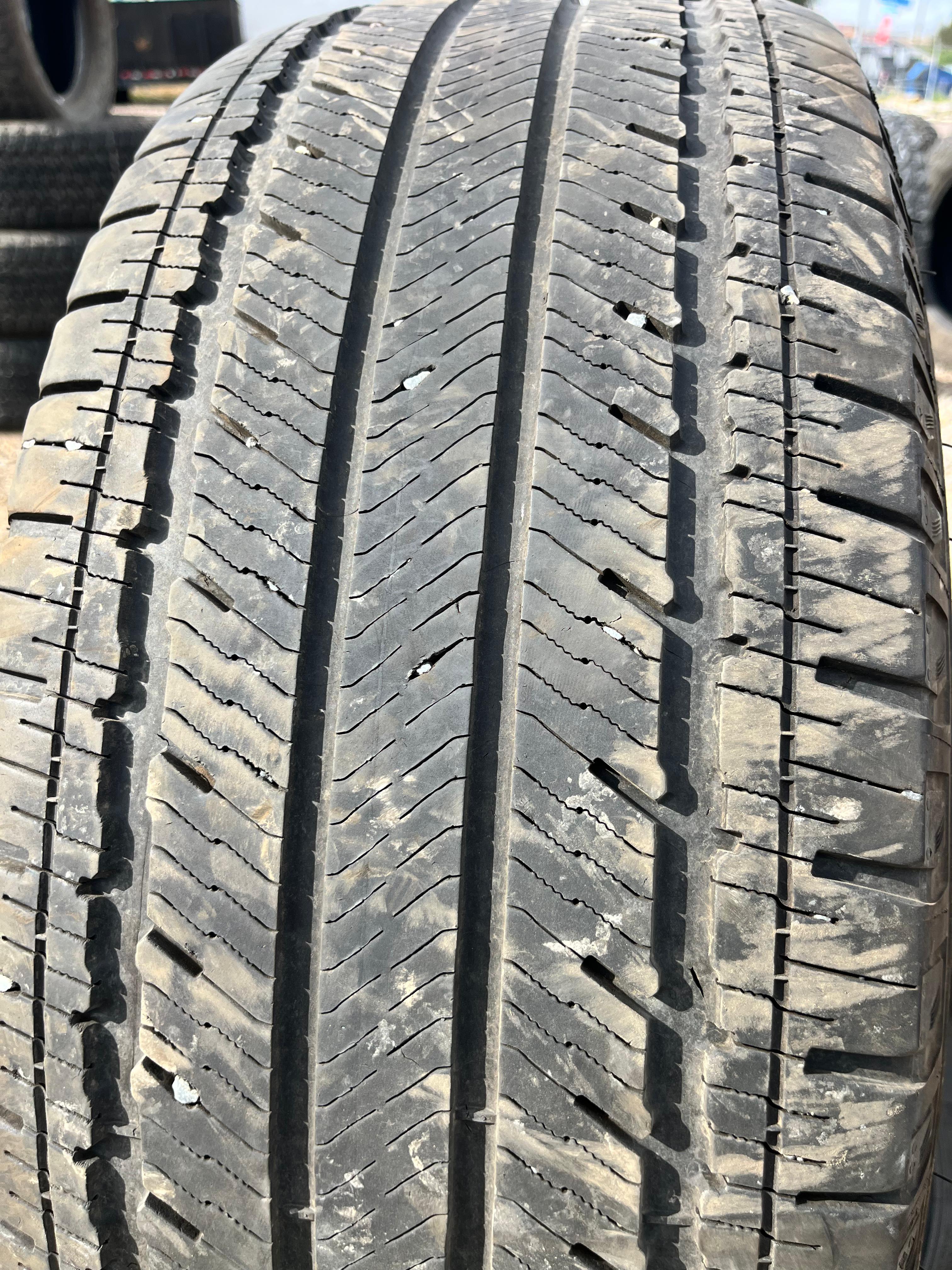 LT275/50R22 Pair (2 Used Tires) Michelin Primacy LTX