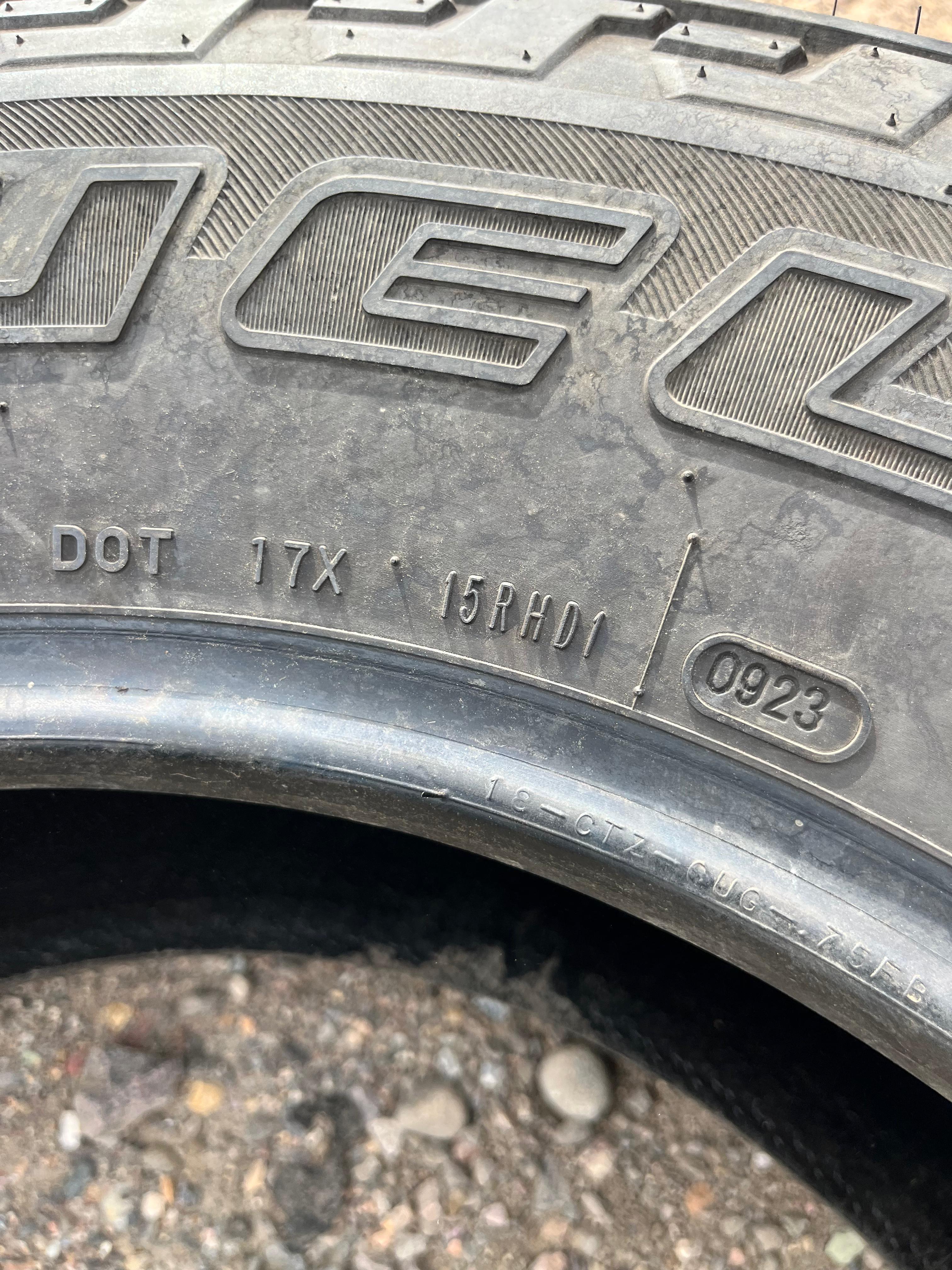 LT275/70R18 Pair (2 Used Tires) Bridgestone Dueler