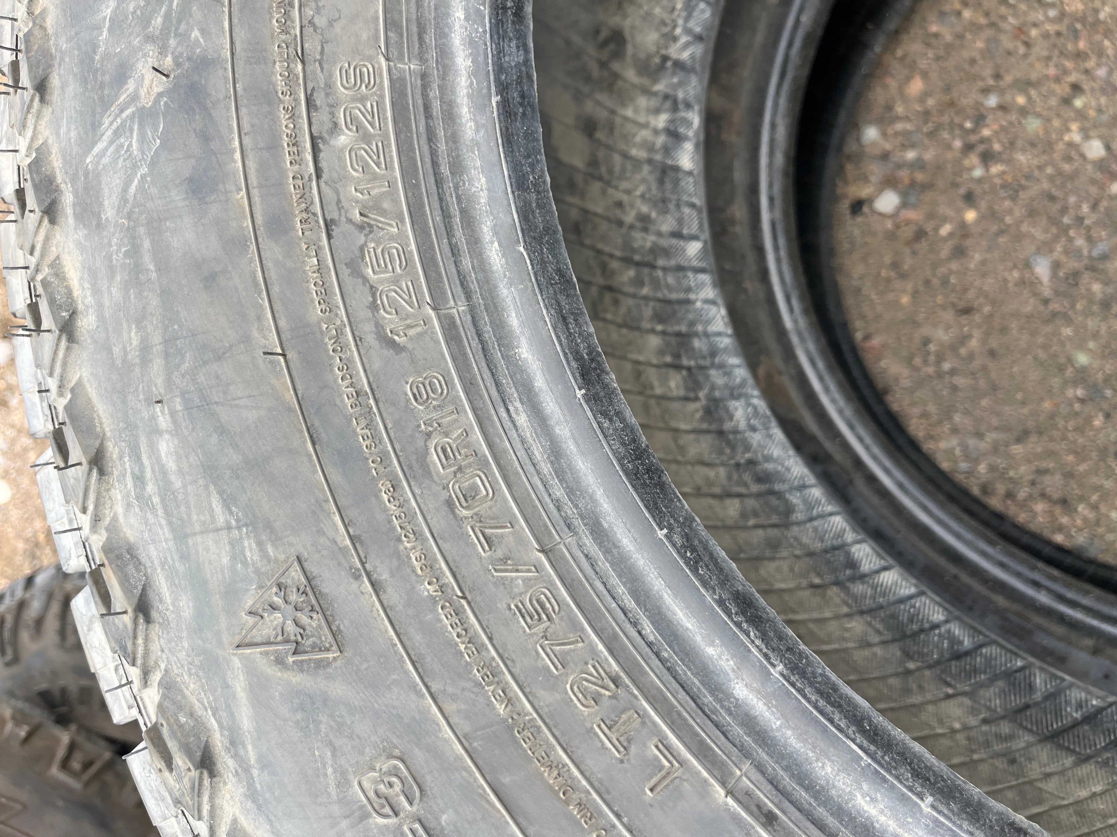 LT275/70R18 Pair (2 Used Tires) Open Range All Terrain SQM-3
