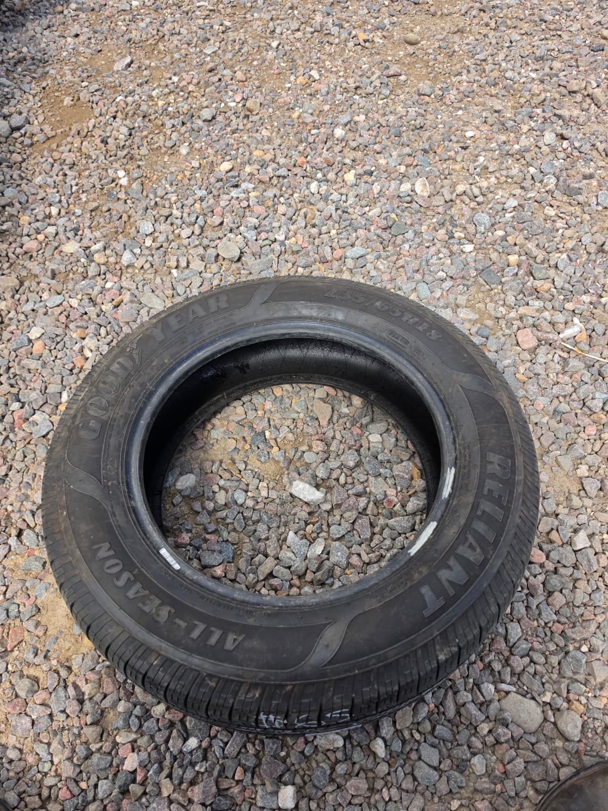 235/65R18 Single (1 Used Tire) Goodyear Reliant