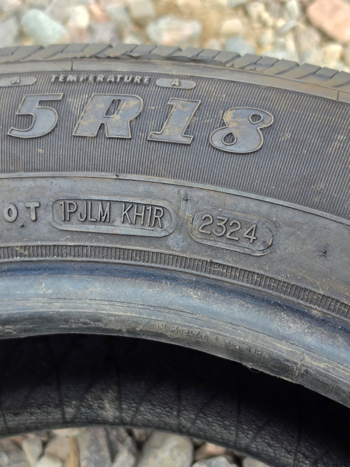 235/65R18 Single (1 Used Tire) Goodyear Reliant