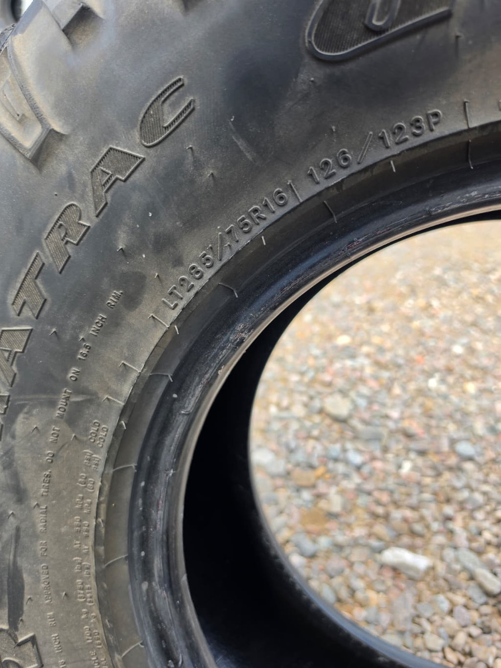 LT285/75R16 Single (1 Used Tire) Goodyear Wrangler DuraTrac