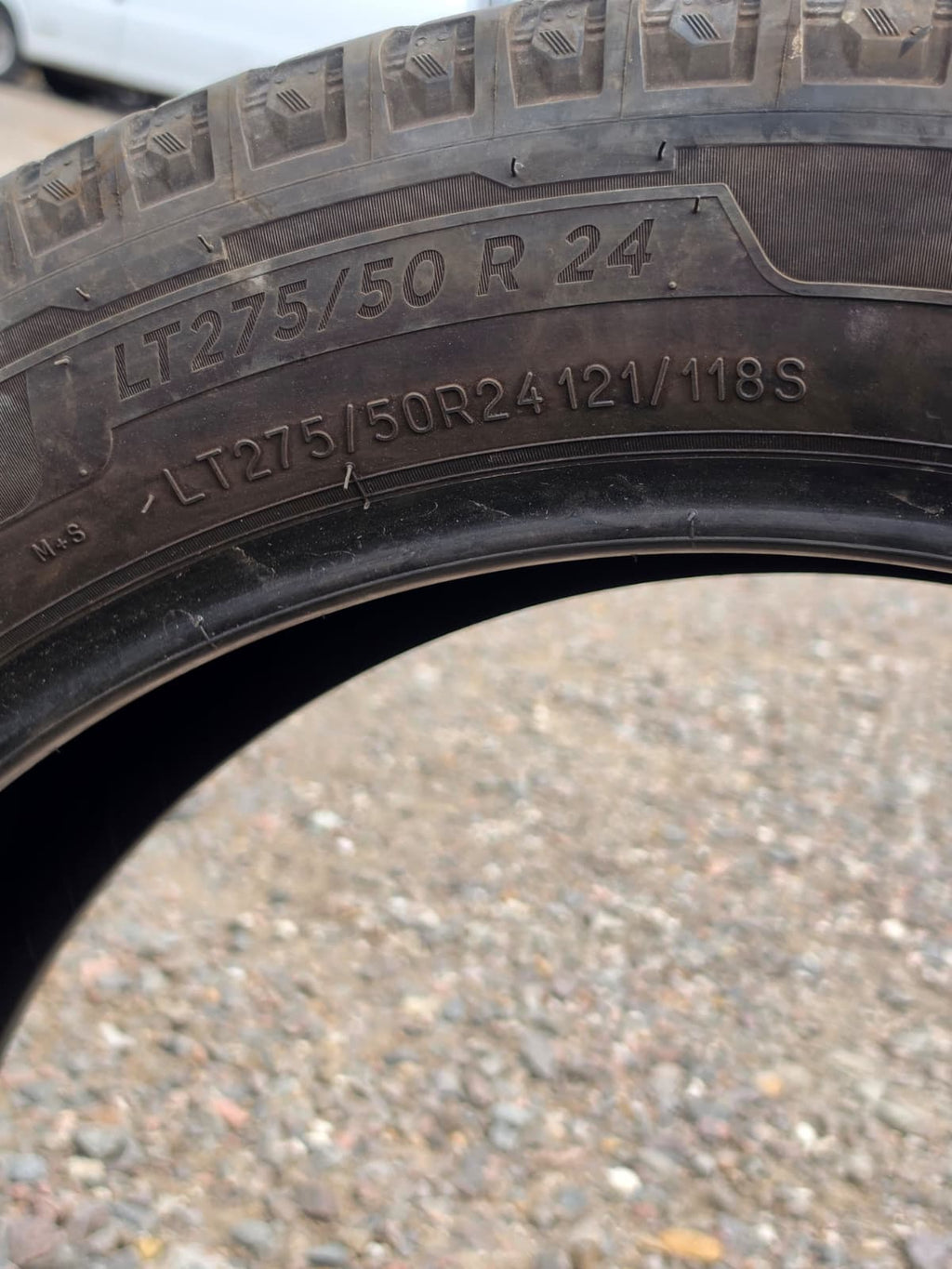 LT275/50R24 Single (1 Used Tire) Michelin Primacy LTX