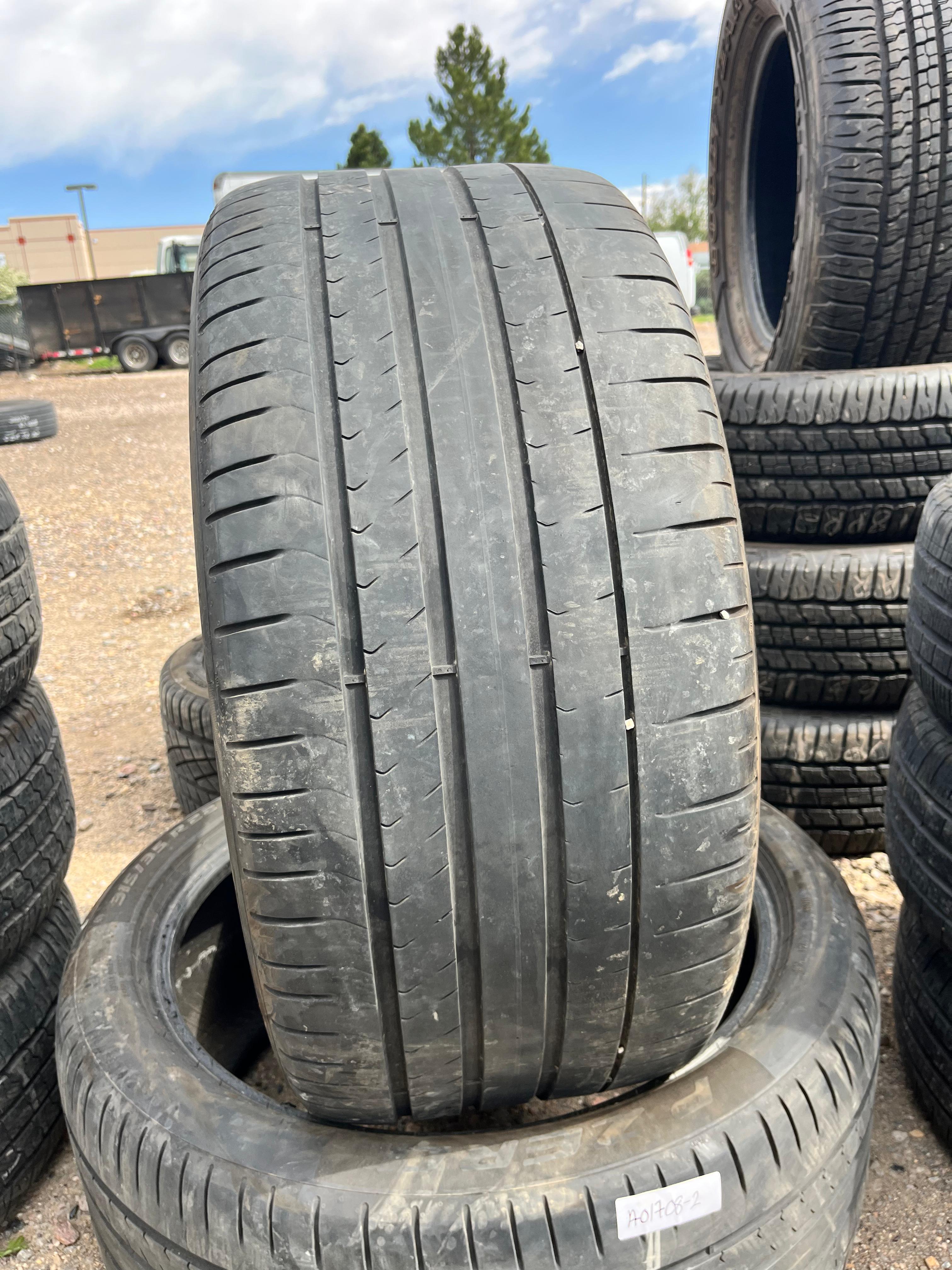 315/35R22 Pair (2 Used Tires) PIRELLI P-Zero