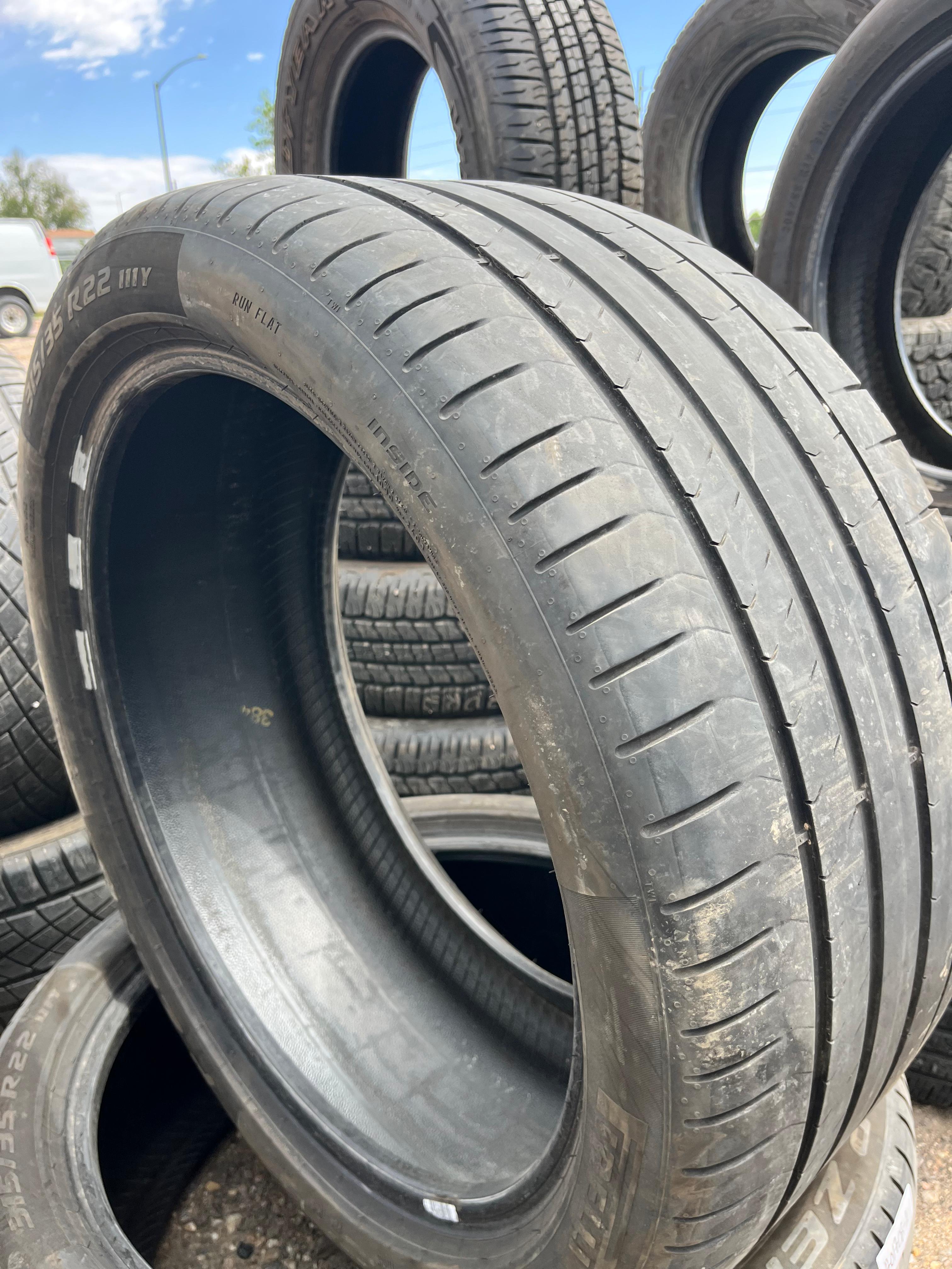 315/35R22 Pair (2 Used Tires) PIRELLI P-Zero
