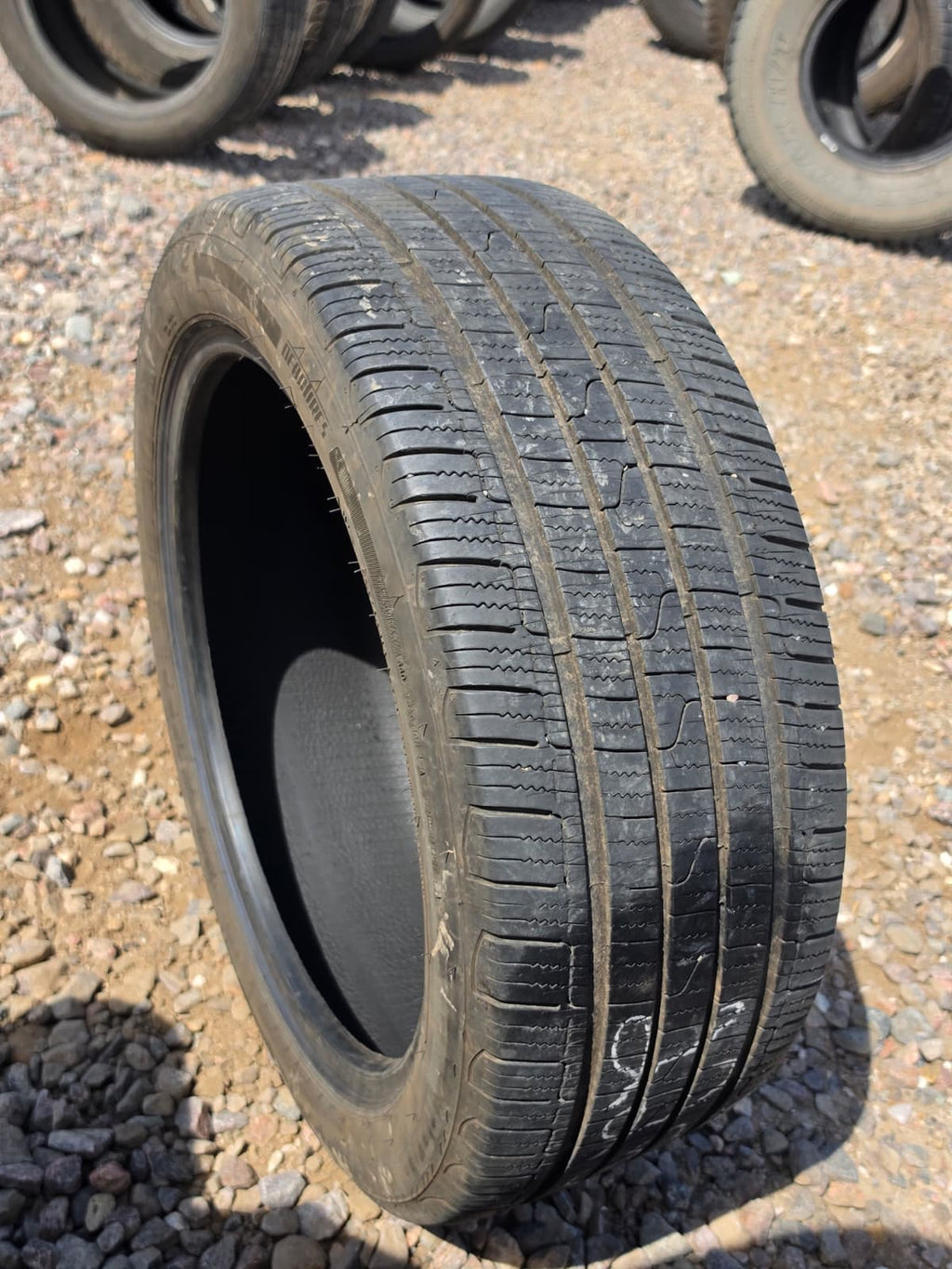 225/45R18 Single (1 Used Tire) Dean Tires Road Control 2