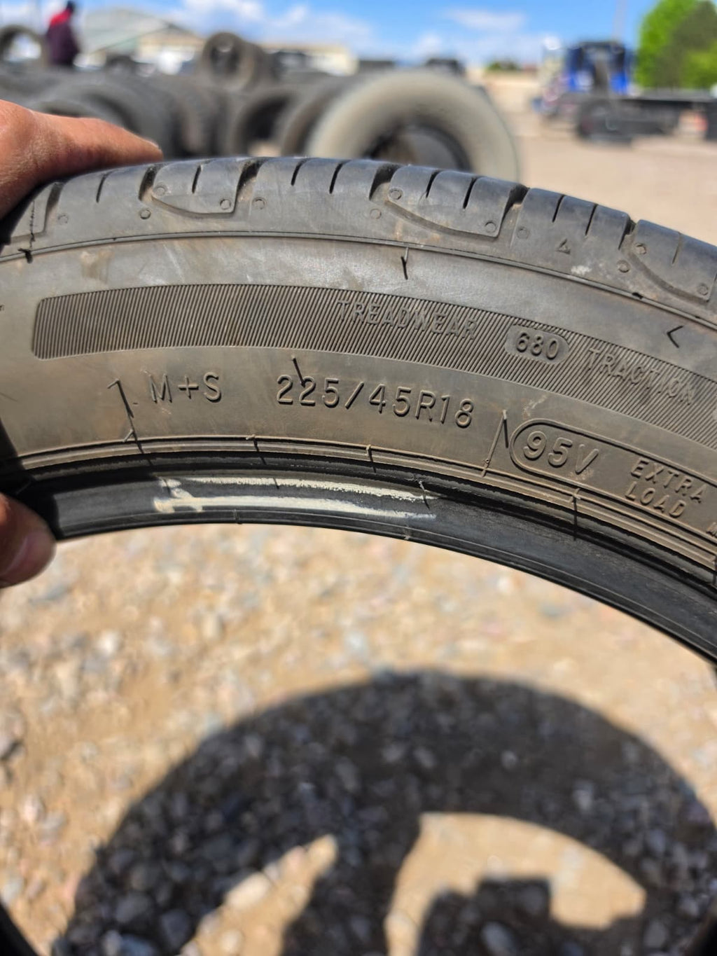 225/45R18 Single (1 Used Tire) Dean Tires Road Control 2