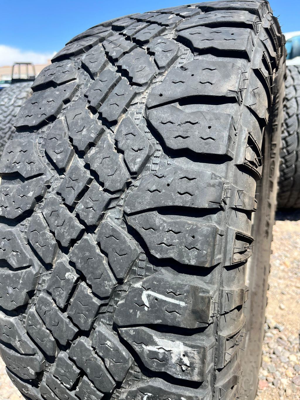 LT325/65R18 Single (1 Used Tire) Goodyear Wrangler (Duratrac)