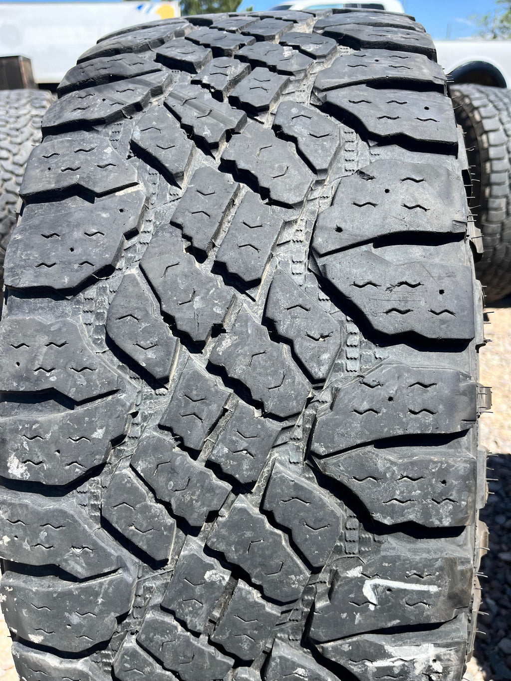 LT325/65R18 Single (1 Used Tire) Goodyear Wrangler (Duratrac)