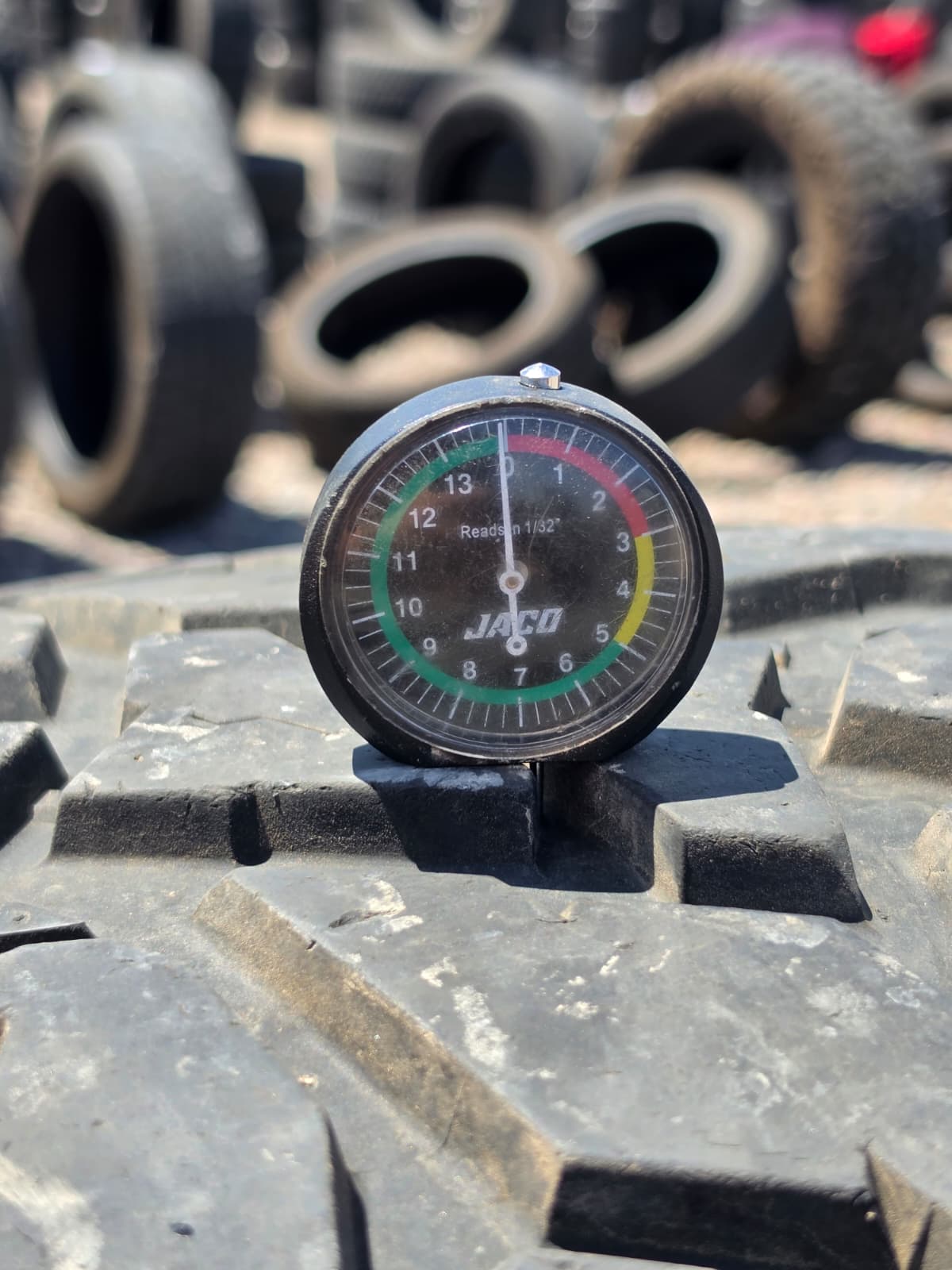 LT33X12.50R20 Single (1 Used Tire) TBB Tires TS-67