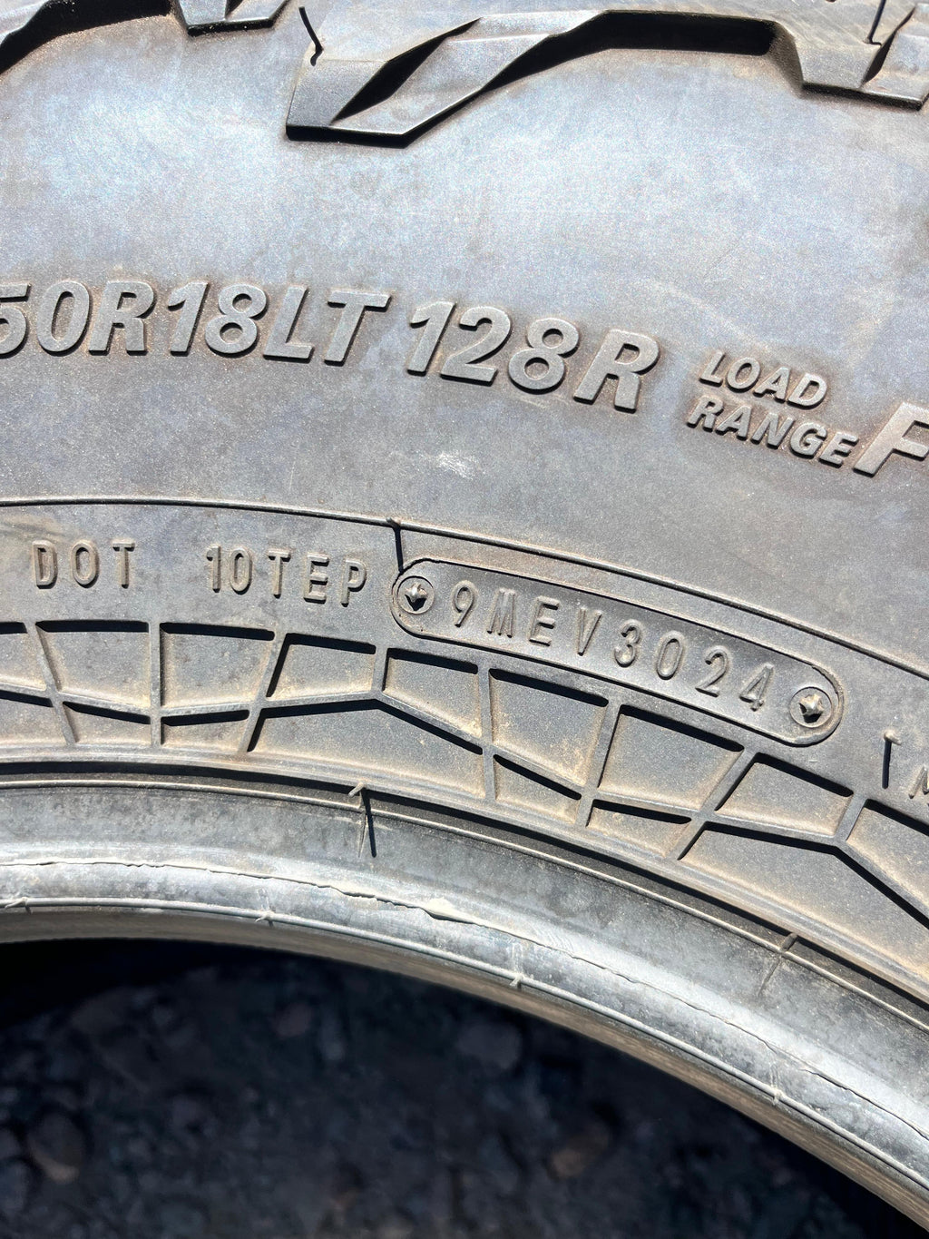 LT35x12.50R18 Single (1 Like New Tire) Falken WildPeak 4W