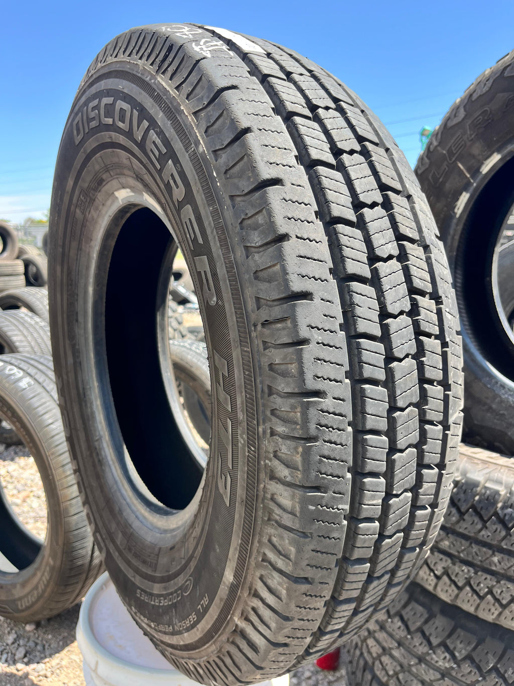 LT235/85R16 Single (1 Used Tire) Cooper Discover HT3
