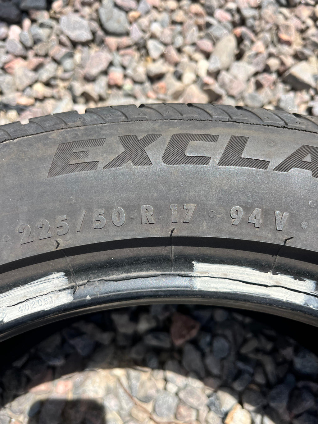 225/50R17 Single (1 Used Tire) General Exclaim HPR