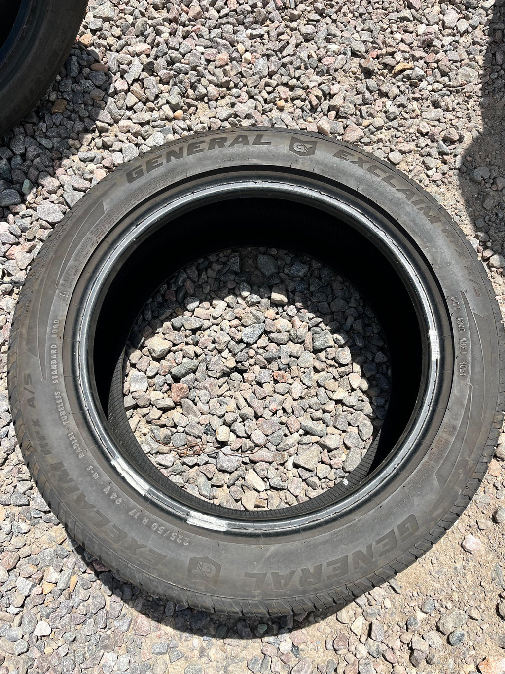 225/50R17 Single (1 Used Tire) General Exclaim HPR