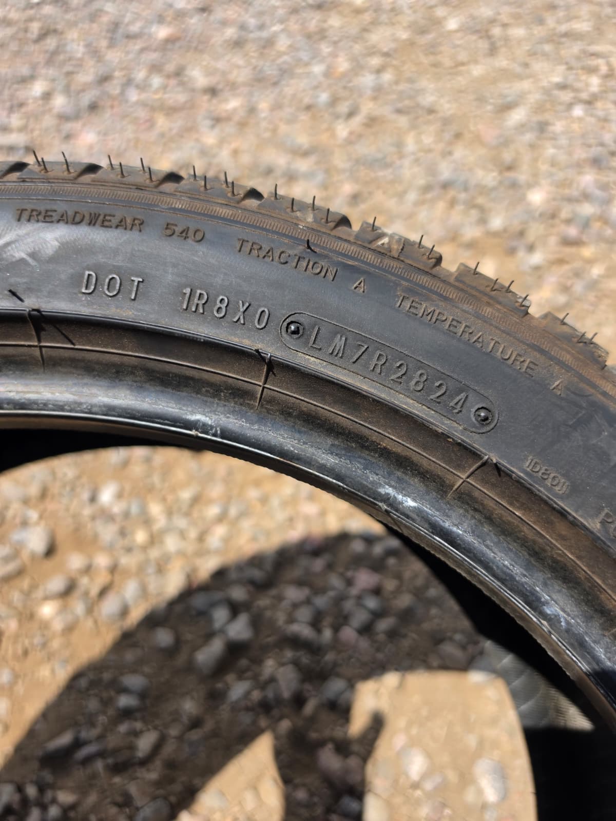 215/45R18 Single (1 Used Tire) Sumitomo HTR