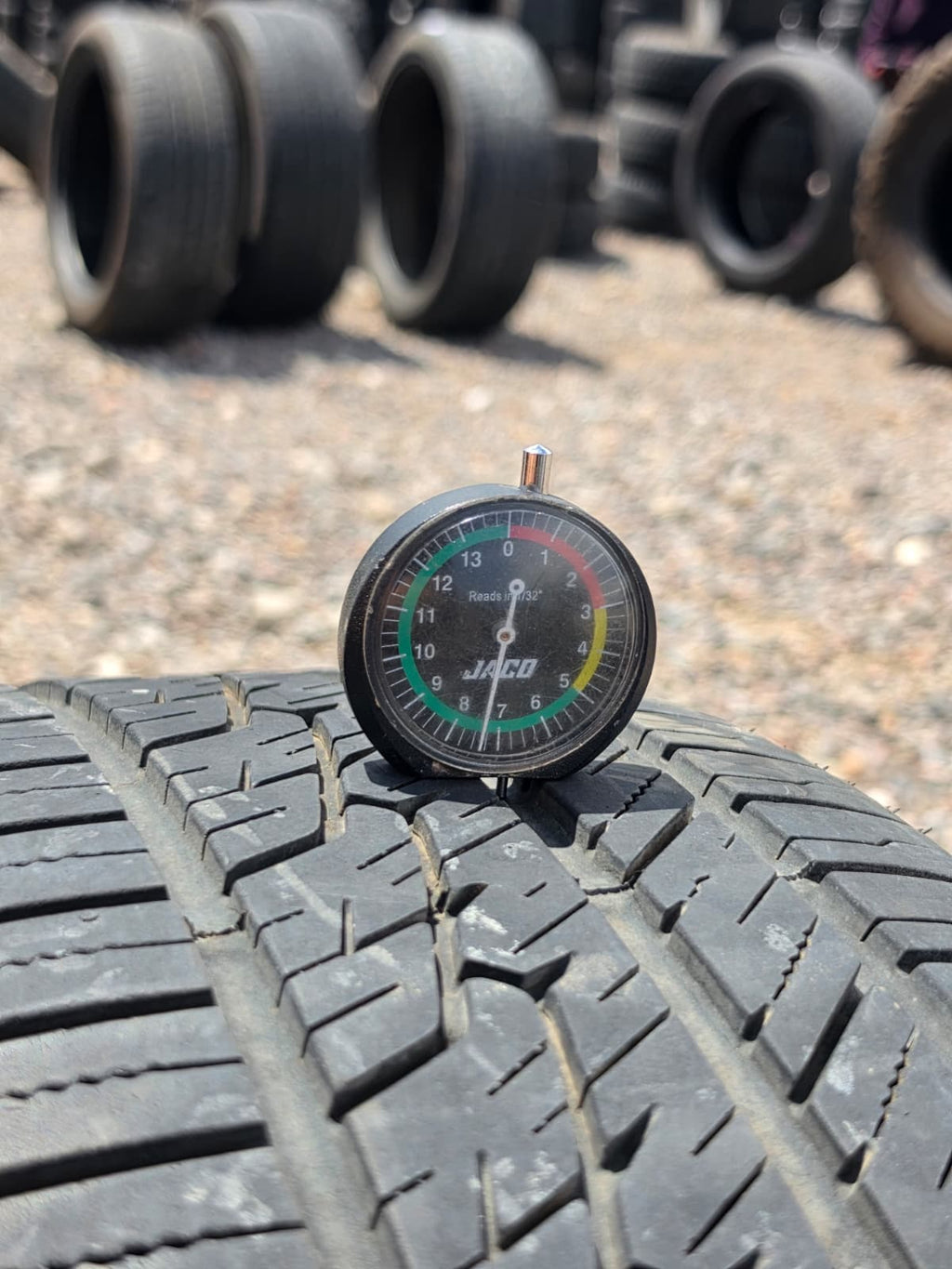 215/45R18 Single (1 Used Tire) Sumitomo HTR