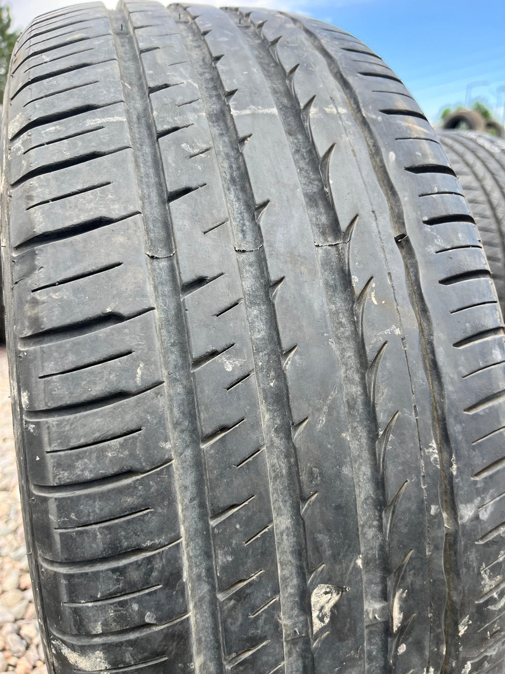 245/45ZR20 Single (1 Used Tire) Sailun Atrezzo