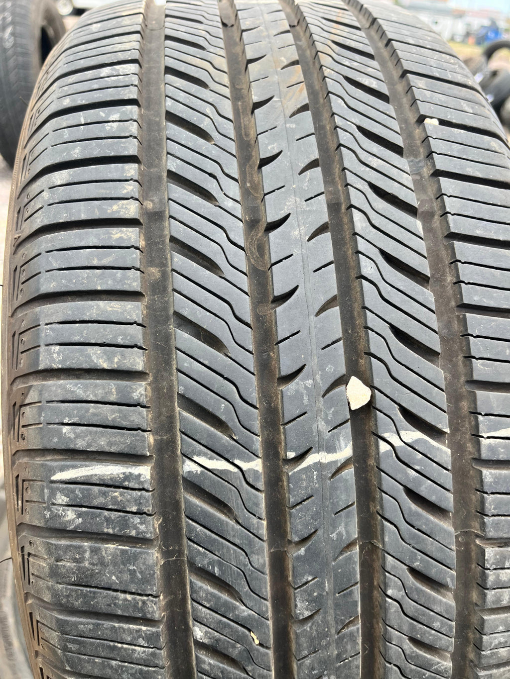 225/50R17 Single (1 Used Tire) Yokohama Avid Ascend LX