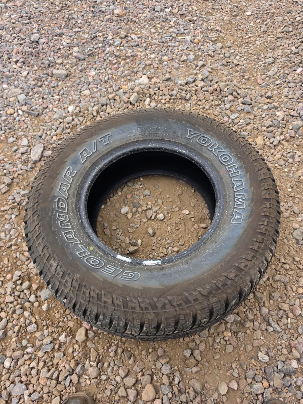 265/70R18 Single (1 Used Tire) Yokohama Geolander