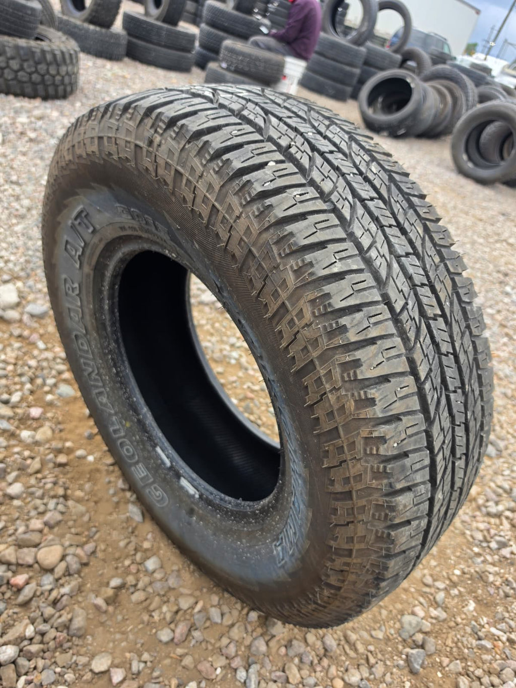 265/70R18 Single (1 Used Tire) Yokohama Geolander